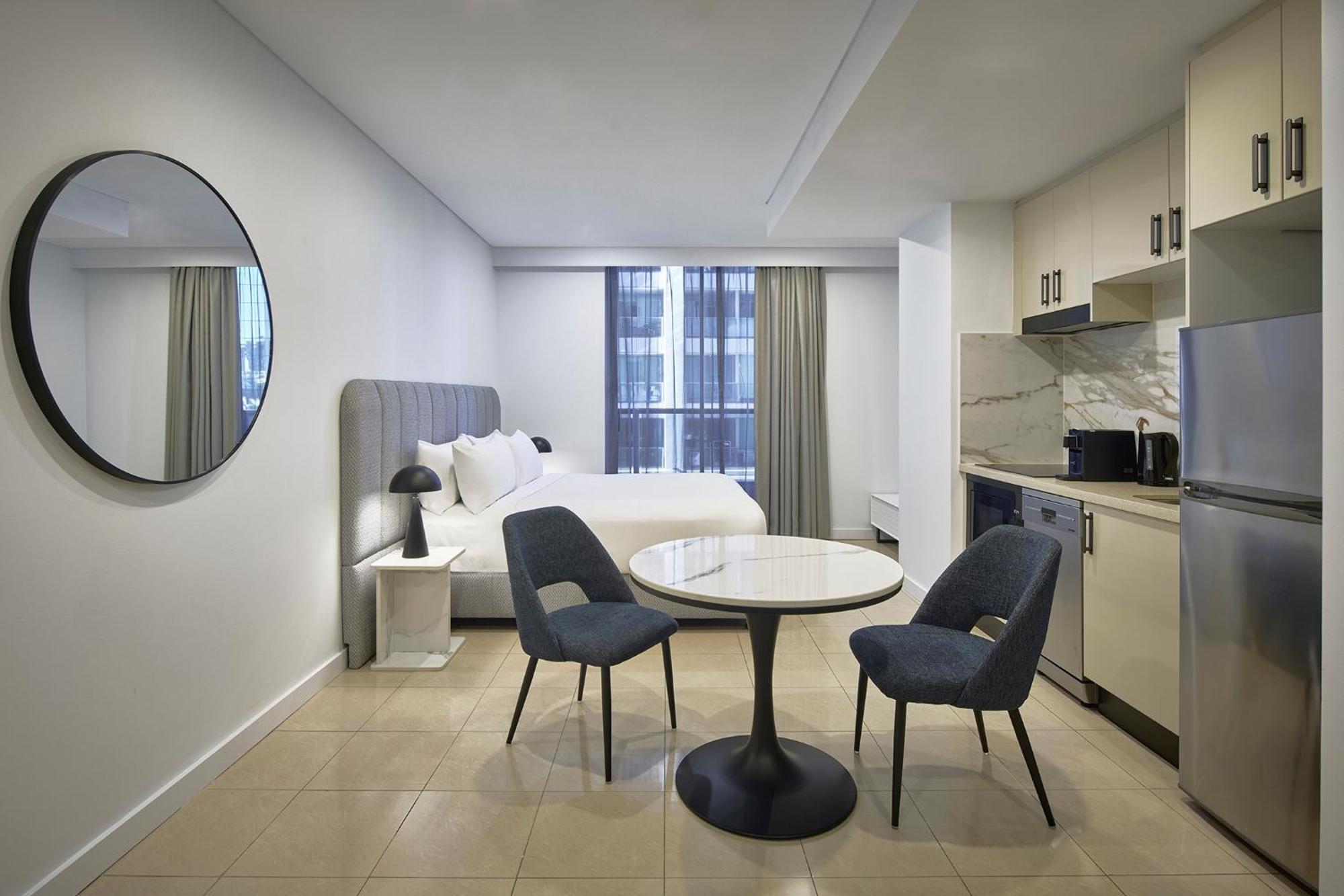 Studio Luxury Suite