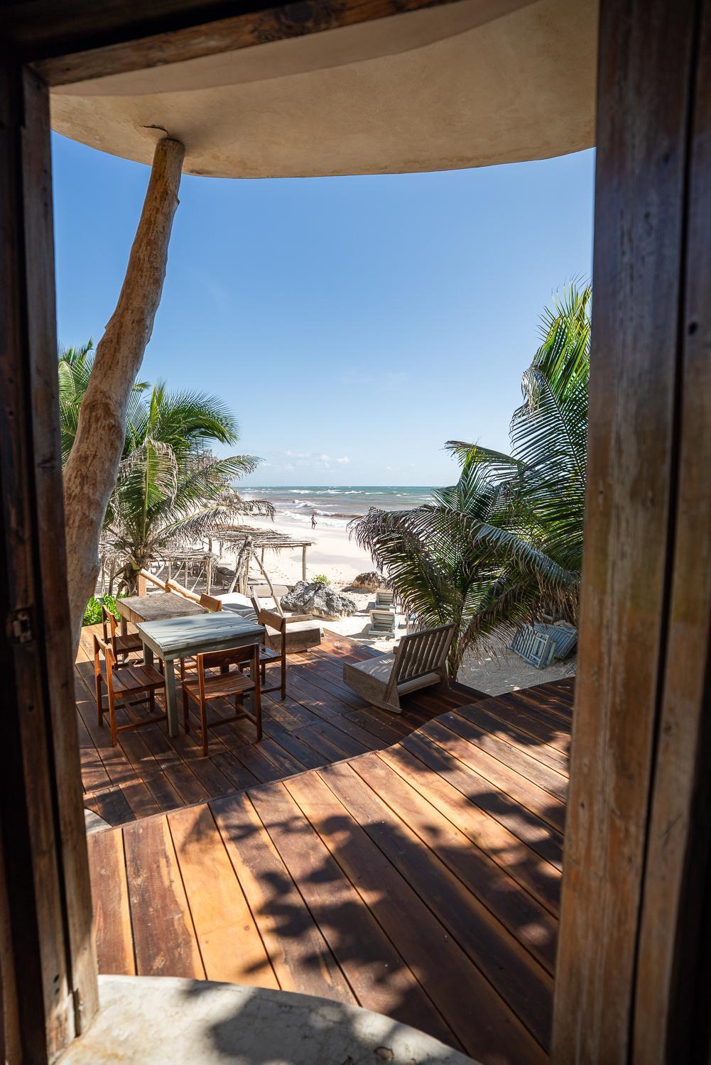 Master Suite Ocean Front king size bed
