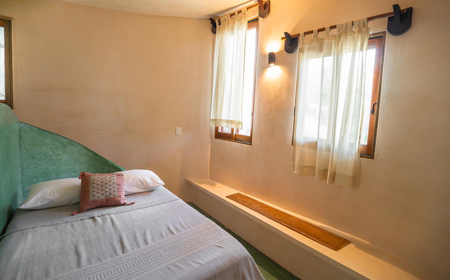 Room Partial Ocean View 1 king bed 1 double bed