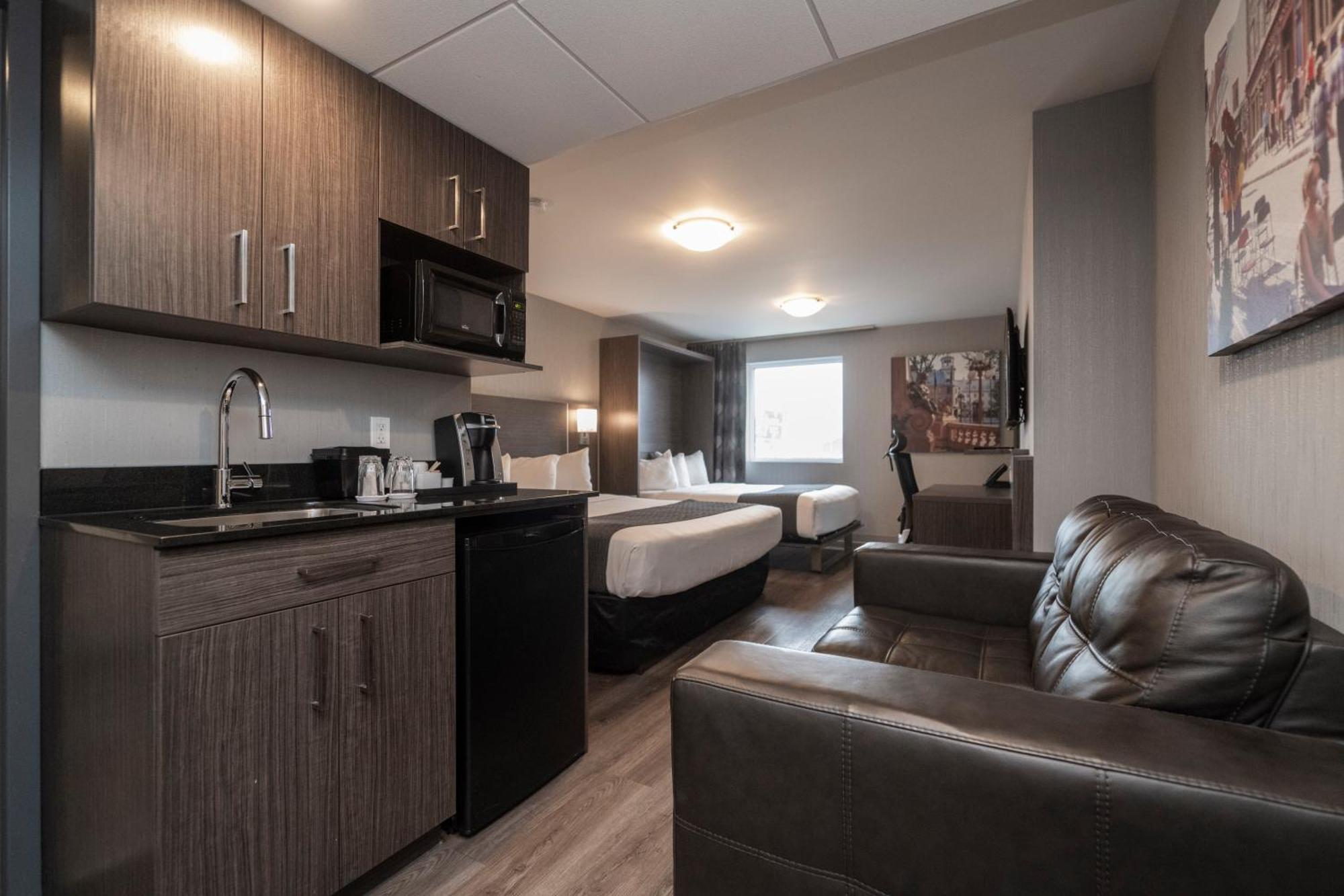 Superior King Room