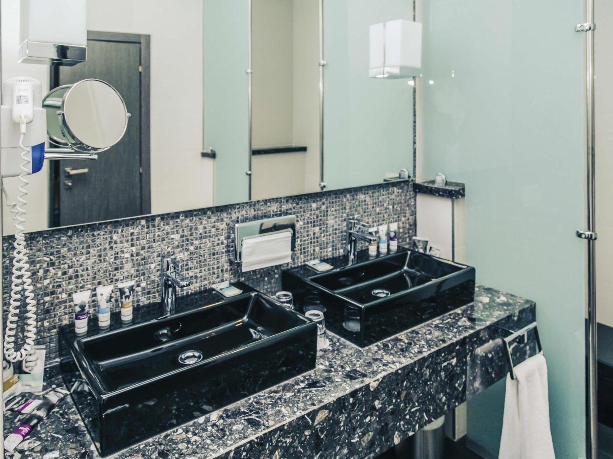 King Suite with Sofa Bed,1739415582:JPEG