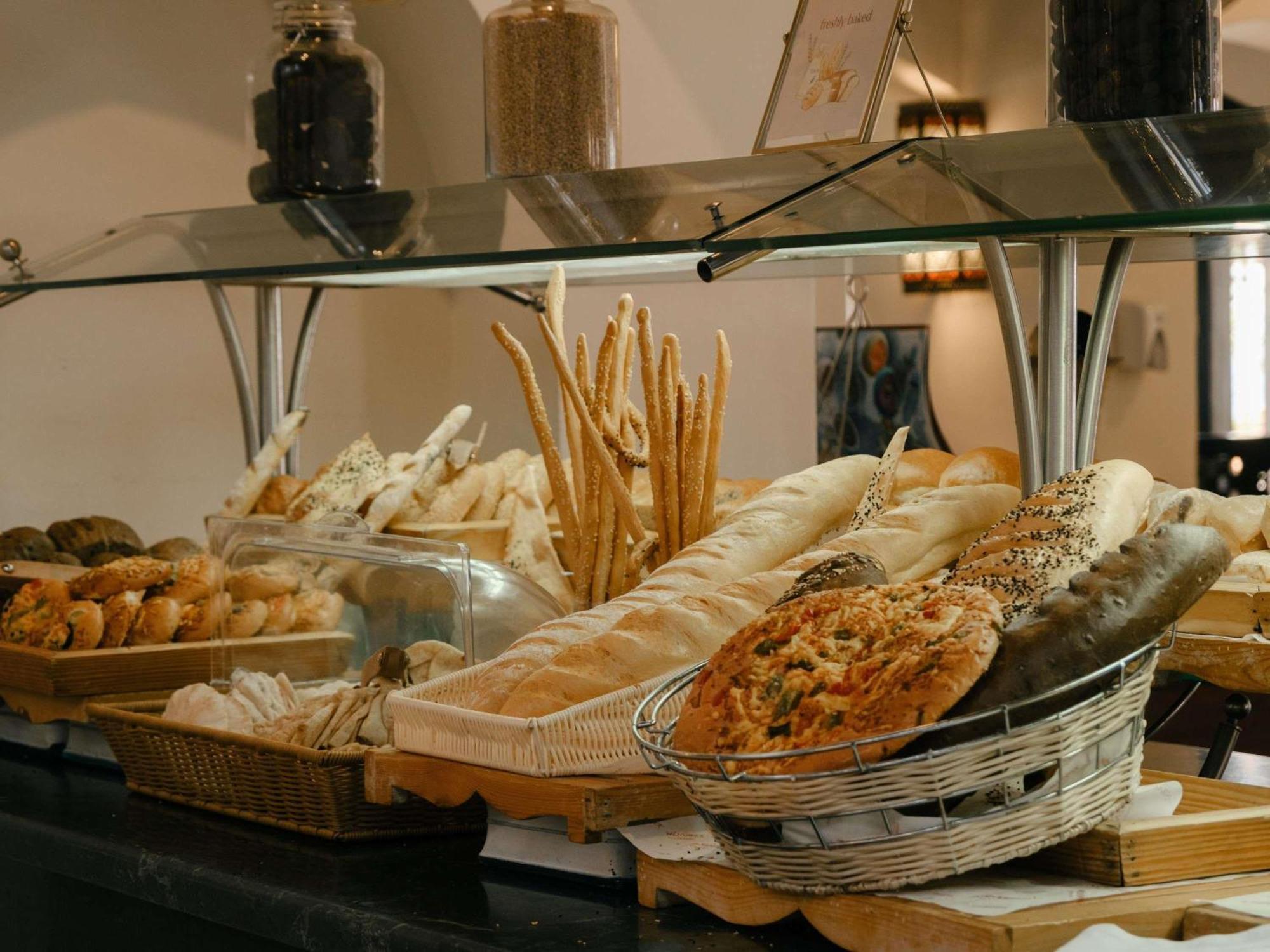 Deluxe Twin Room with Sea View,1742764220:JPEG