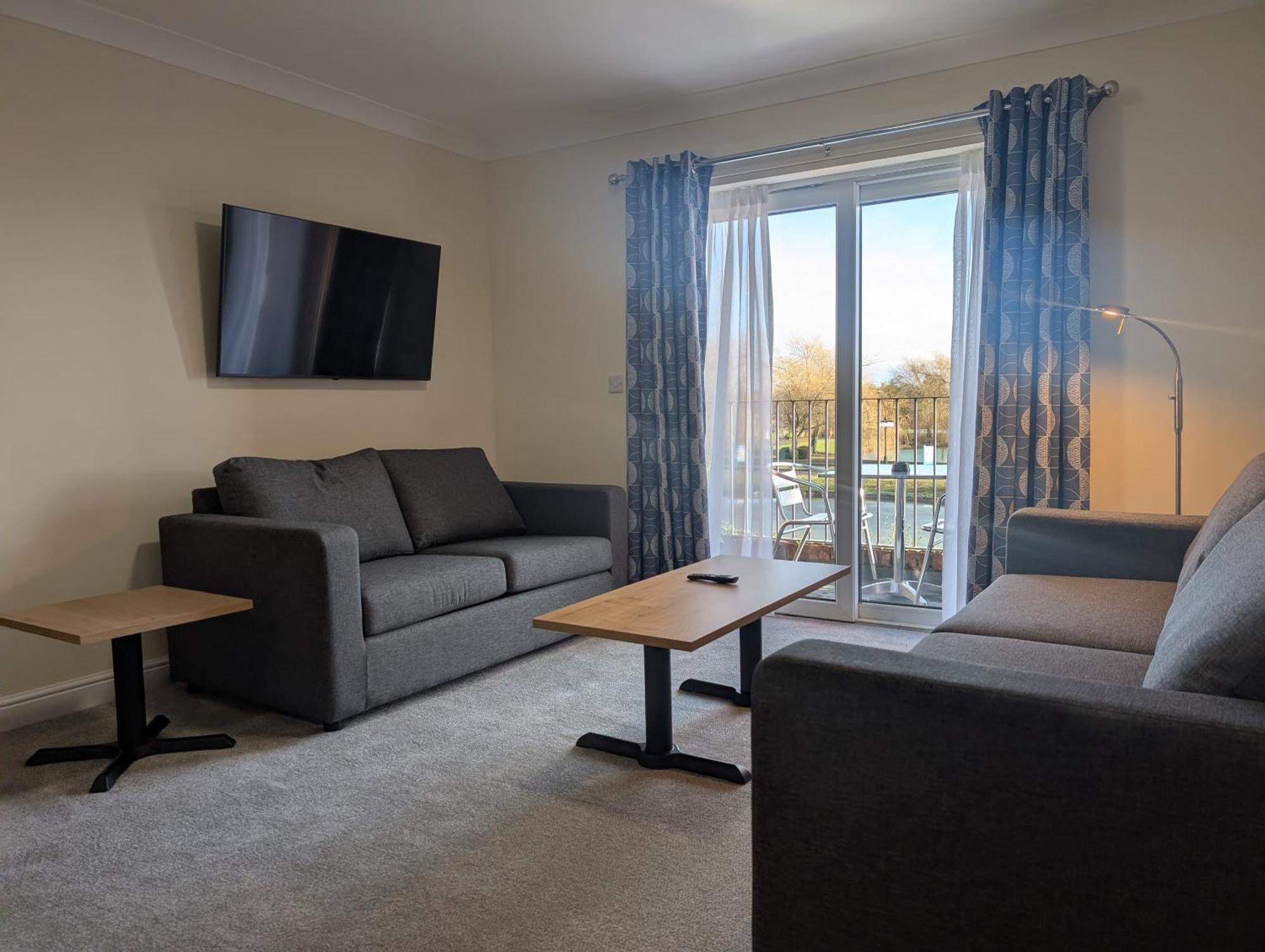 Deluxe Suite