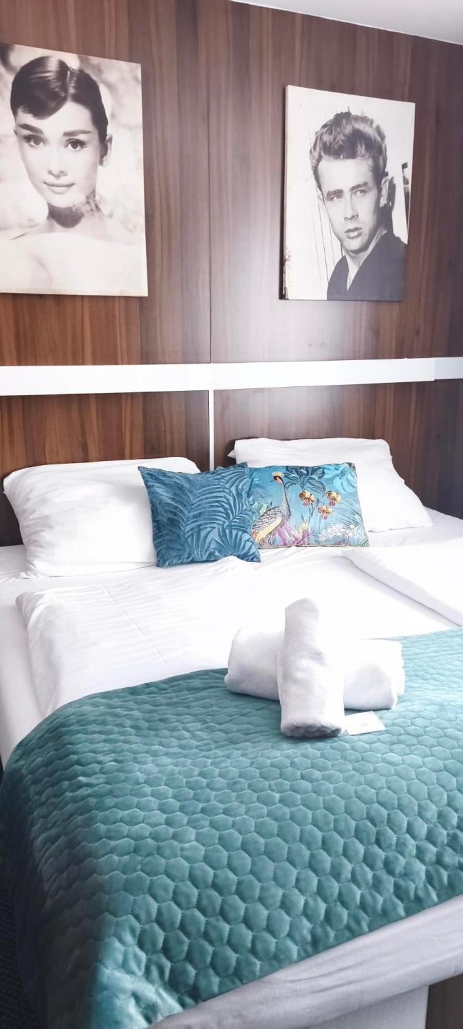 Quadruple Room with Private Bathroom,1742580041:JPEG