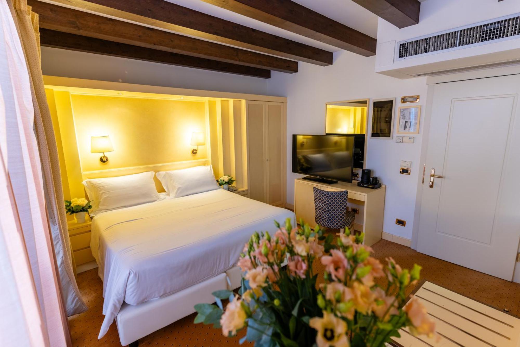 Classic Double or Twin Room