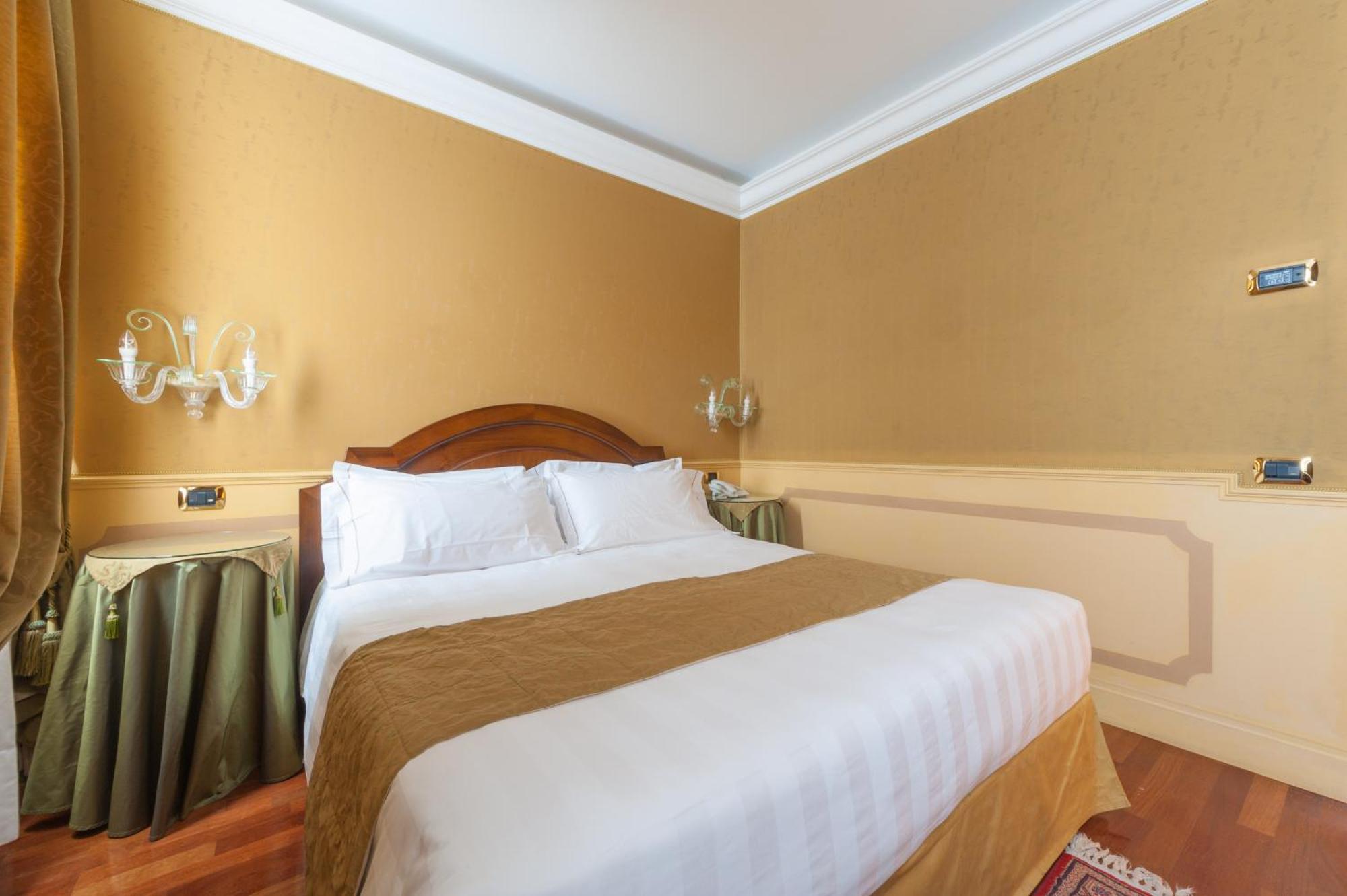 Classic Double or Twin Room
