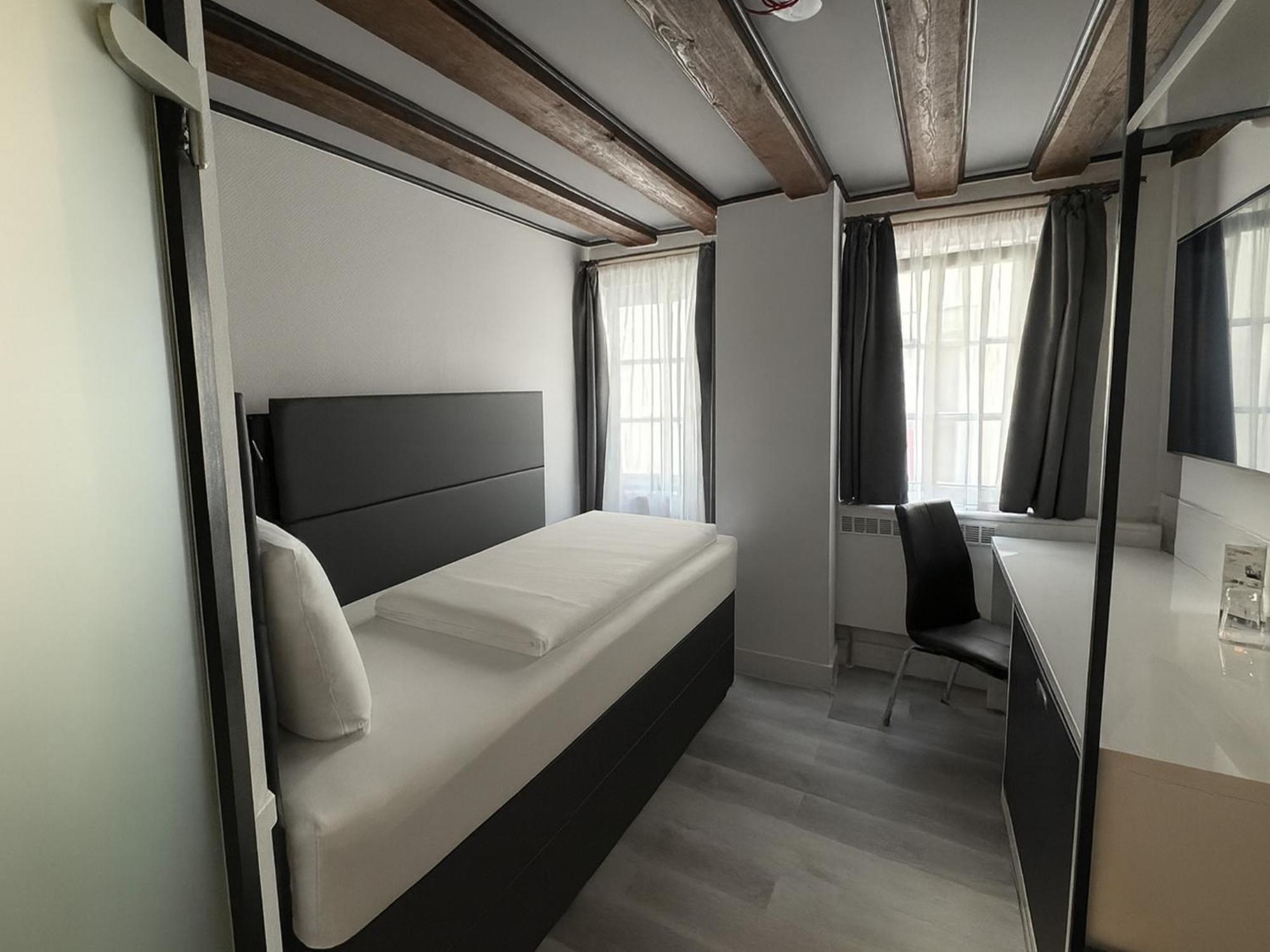 Comfort Single Room with Shower