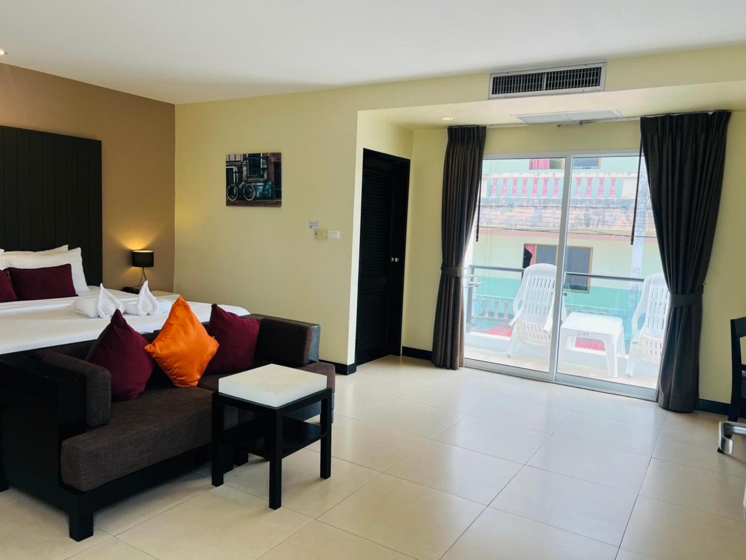 Deluxe Double or Twin Room