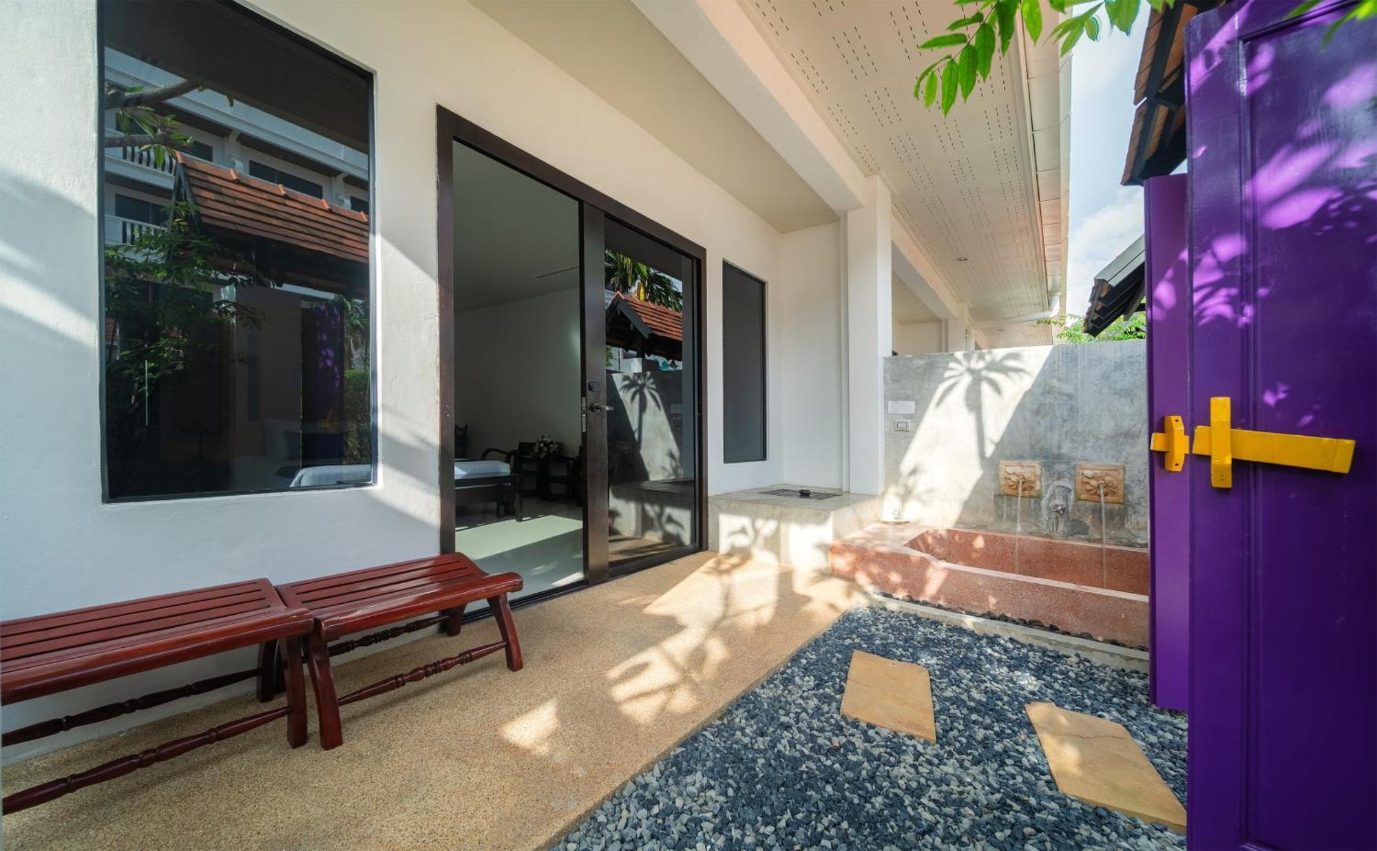 Private Jacuzzi Sino Wing