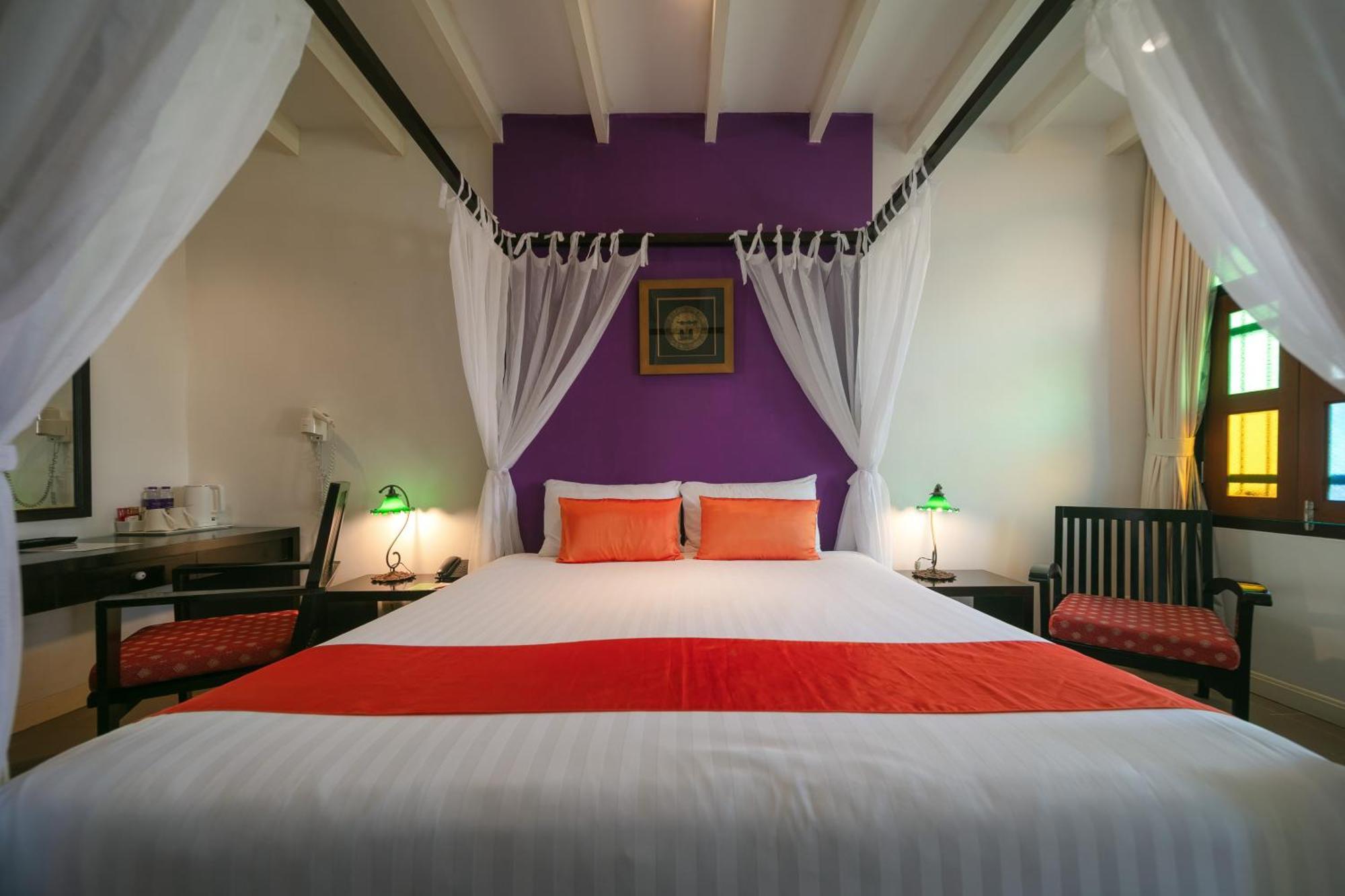 Deluxe Double Room Terrace Sino Wing