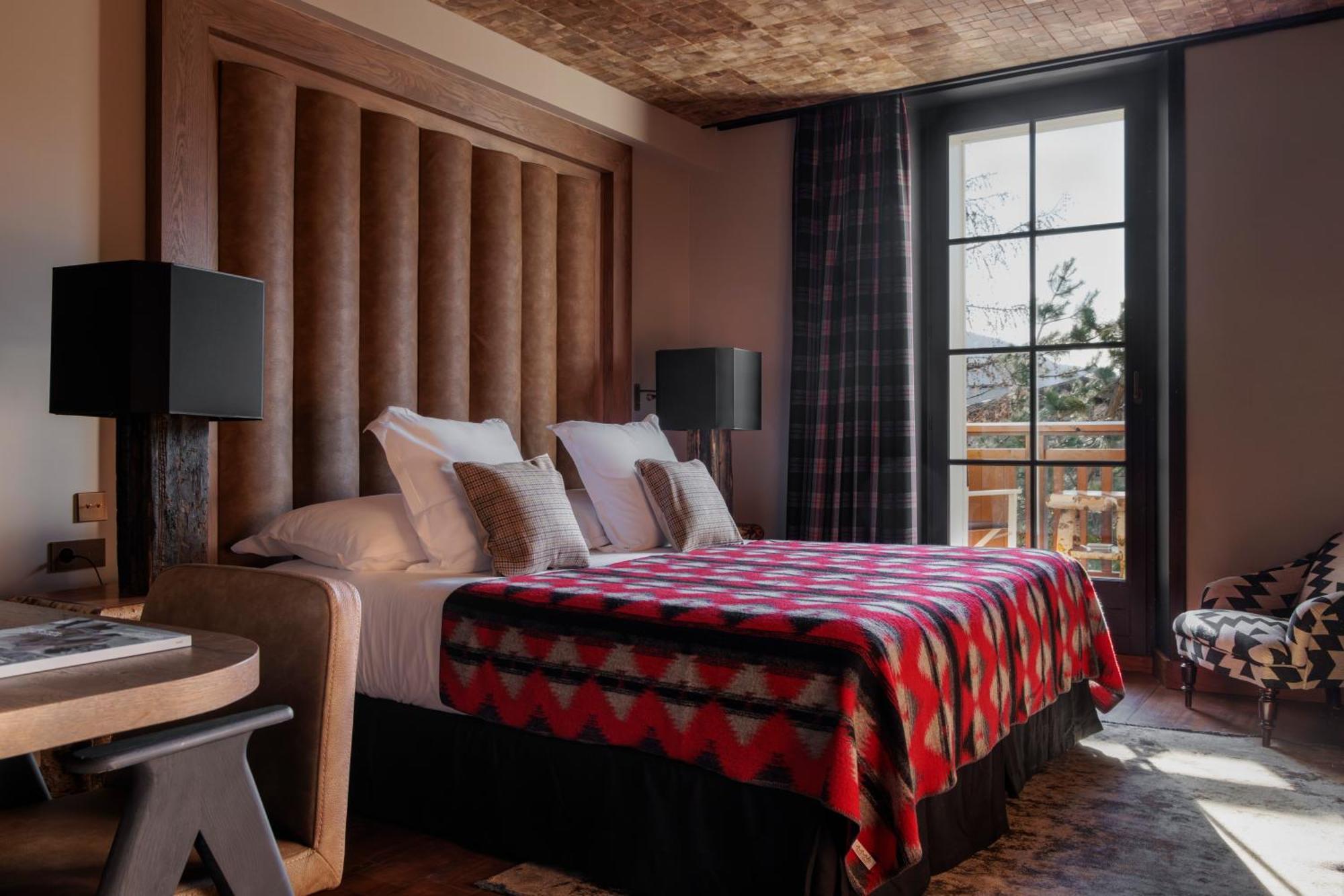 Deluxe Double or Twin Room,1742618119:JPEG