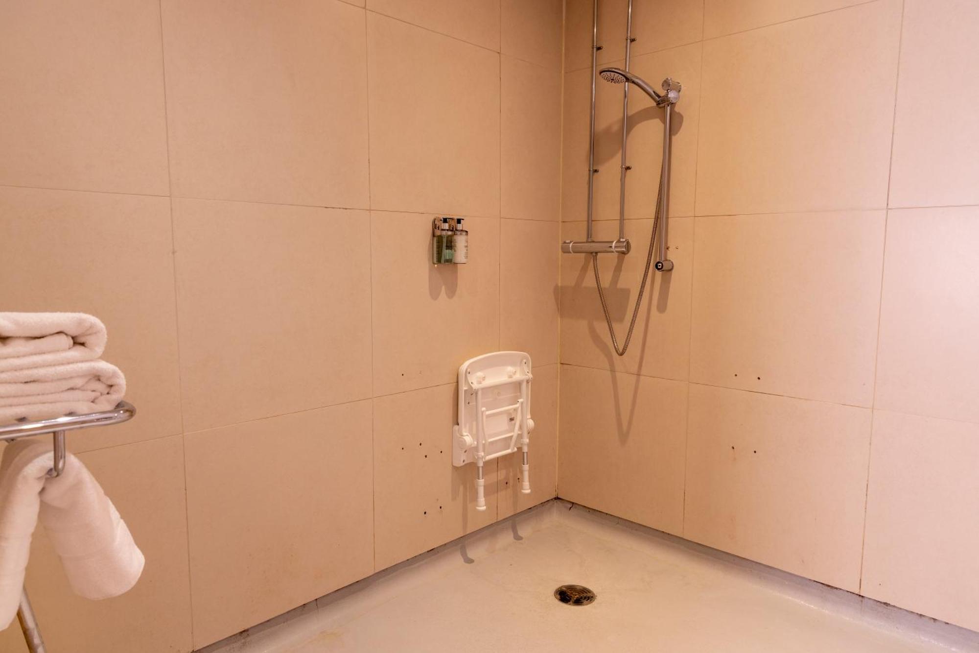 Double Room - Disability Access,1742627104:JPEG