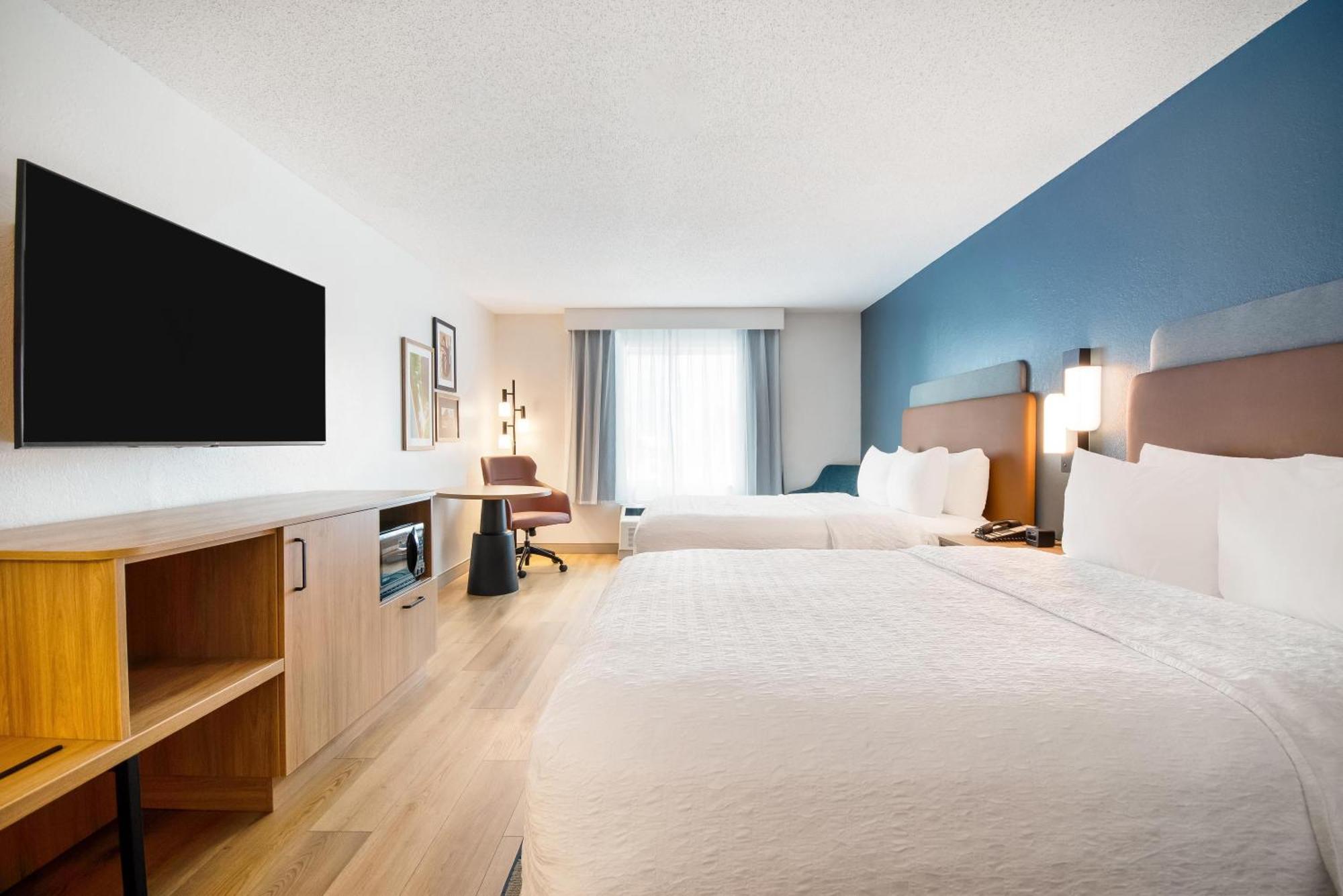 Queen Room with Two Queen Beds - Mobility and Hearing Access/Non-Smoking