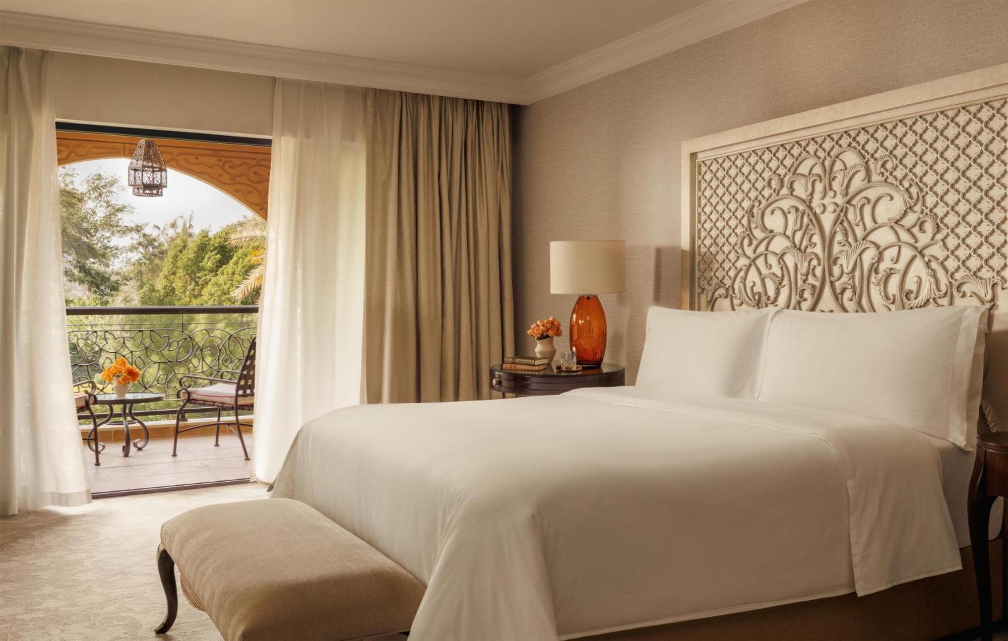 Arabian Court Garden Deluxe King includes Waterpark Access