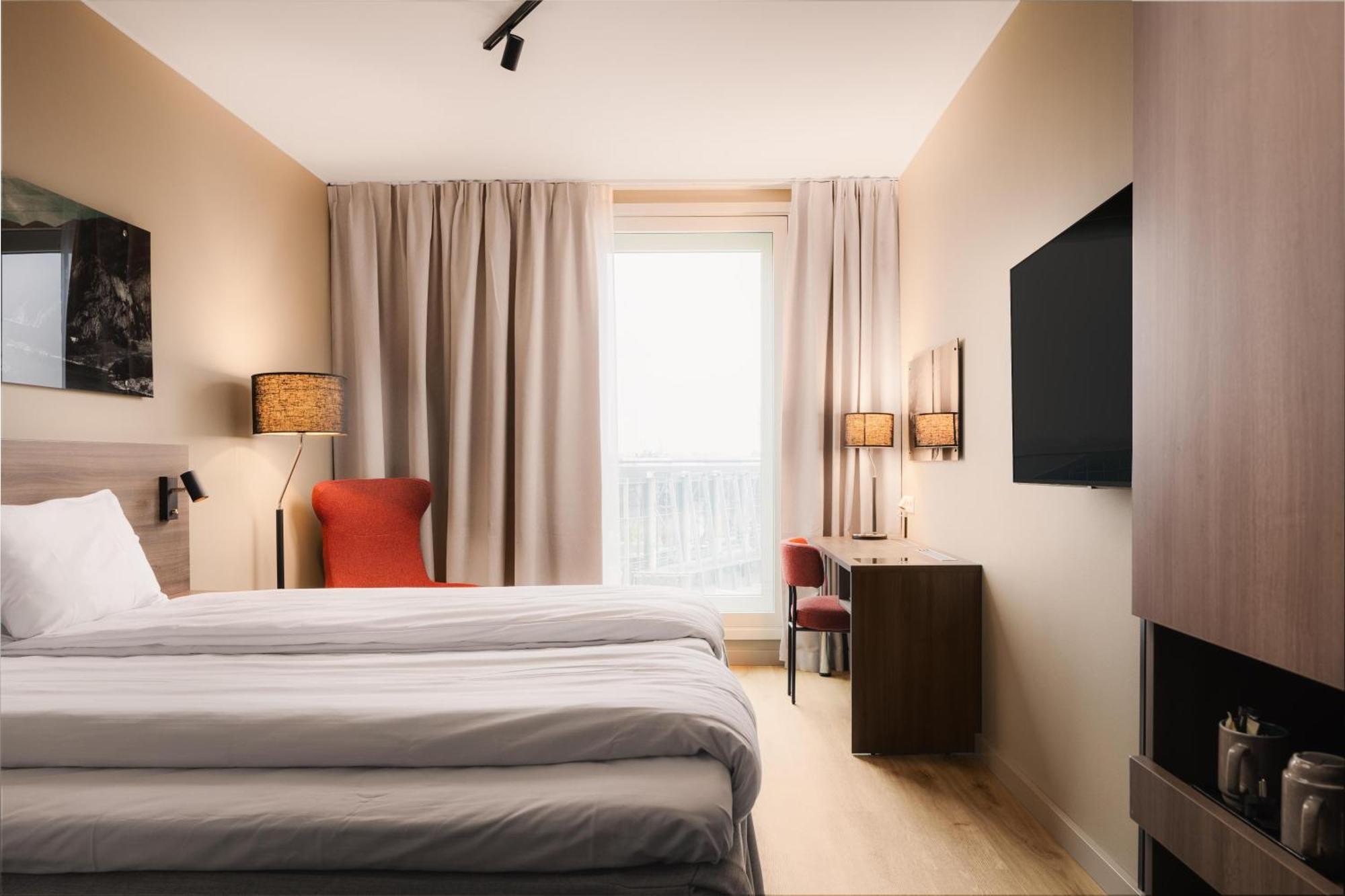 Standard Twin Room,1742665370:JPEG