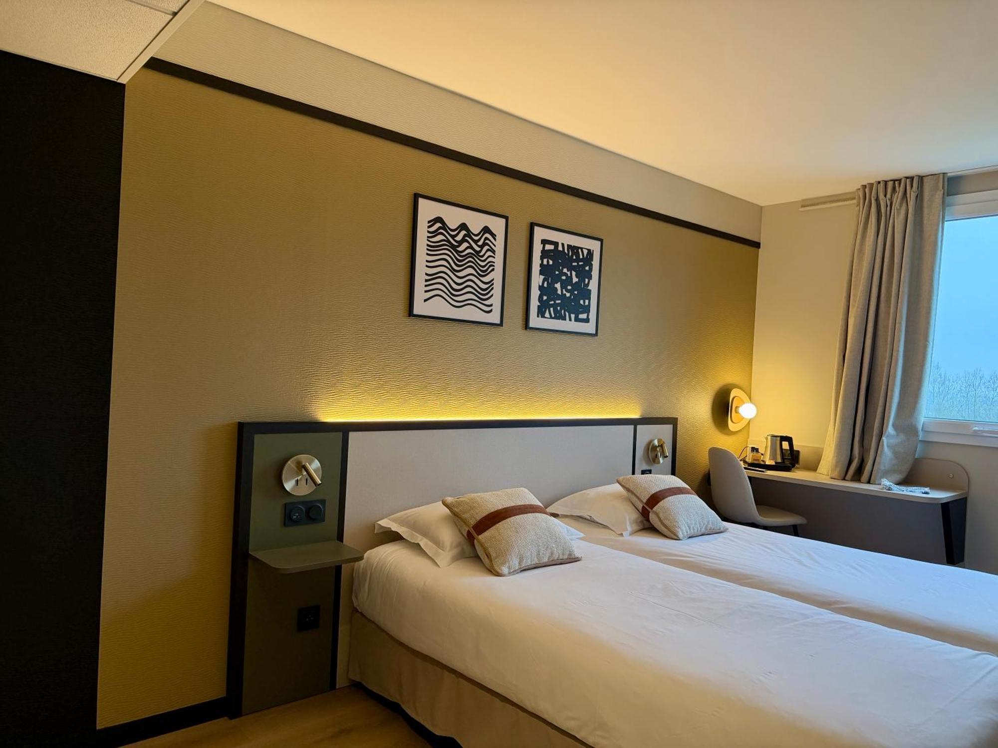 Superior Twin Room