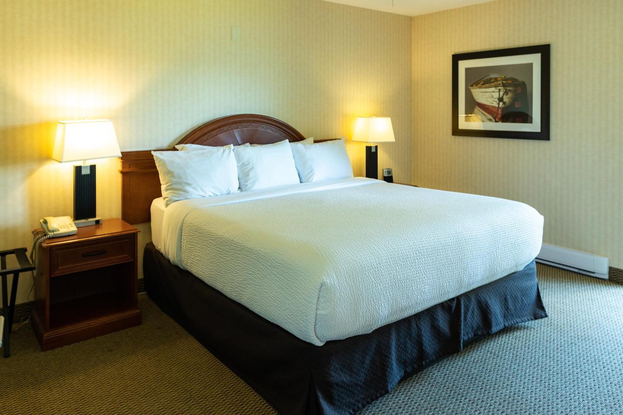 King Room Lake View