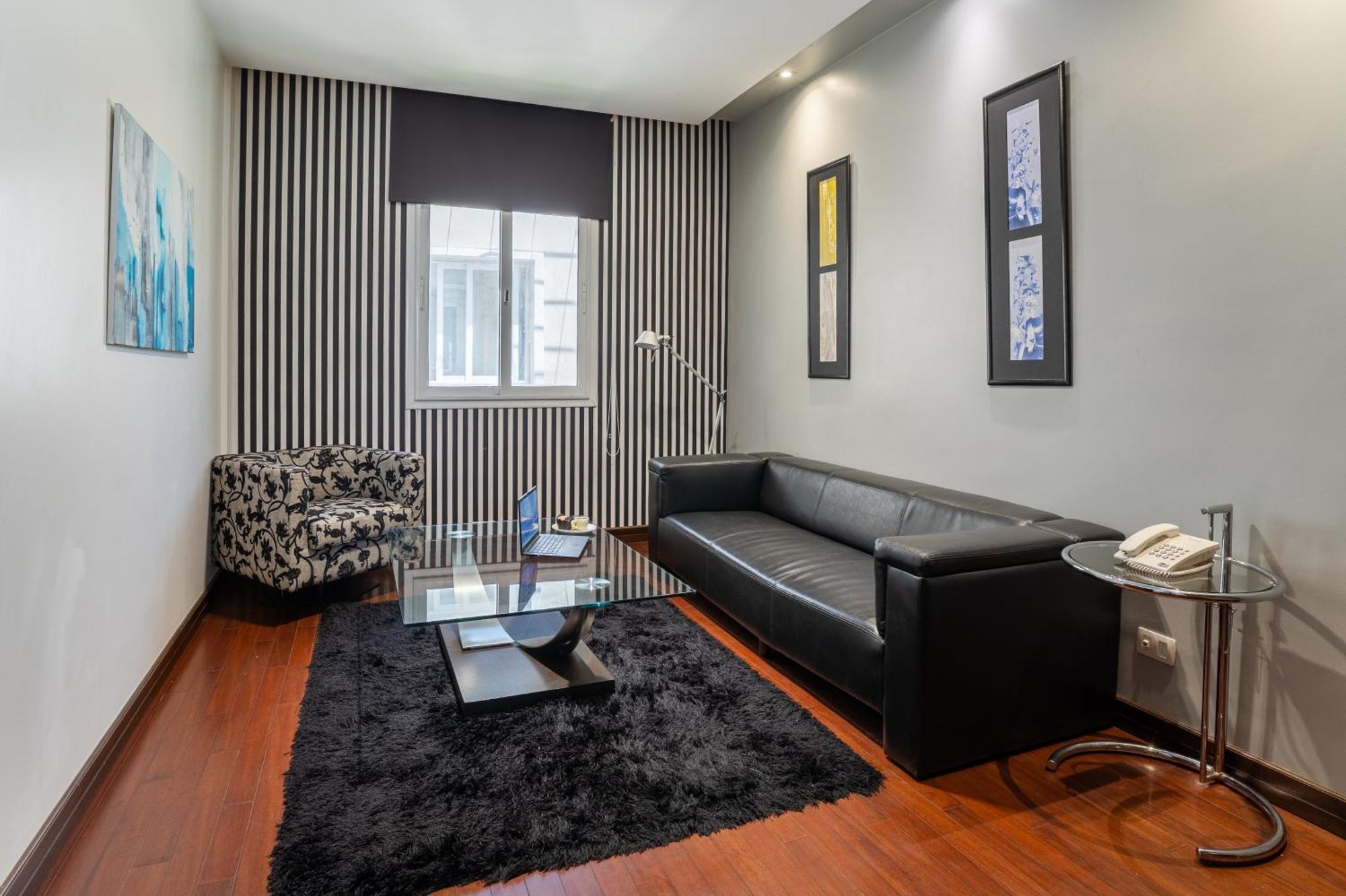 Deluxe Suite