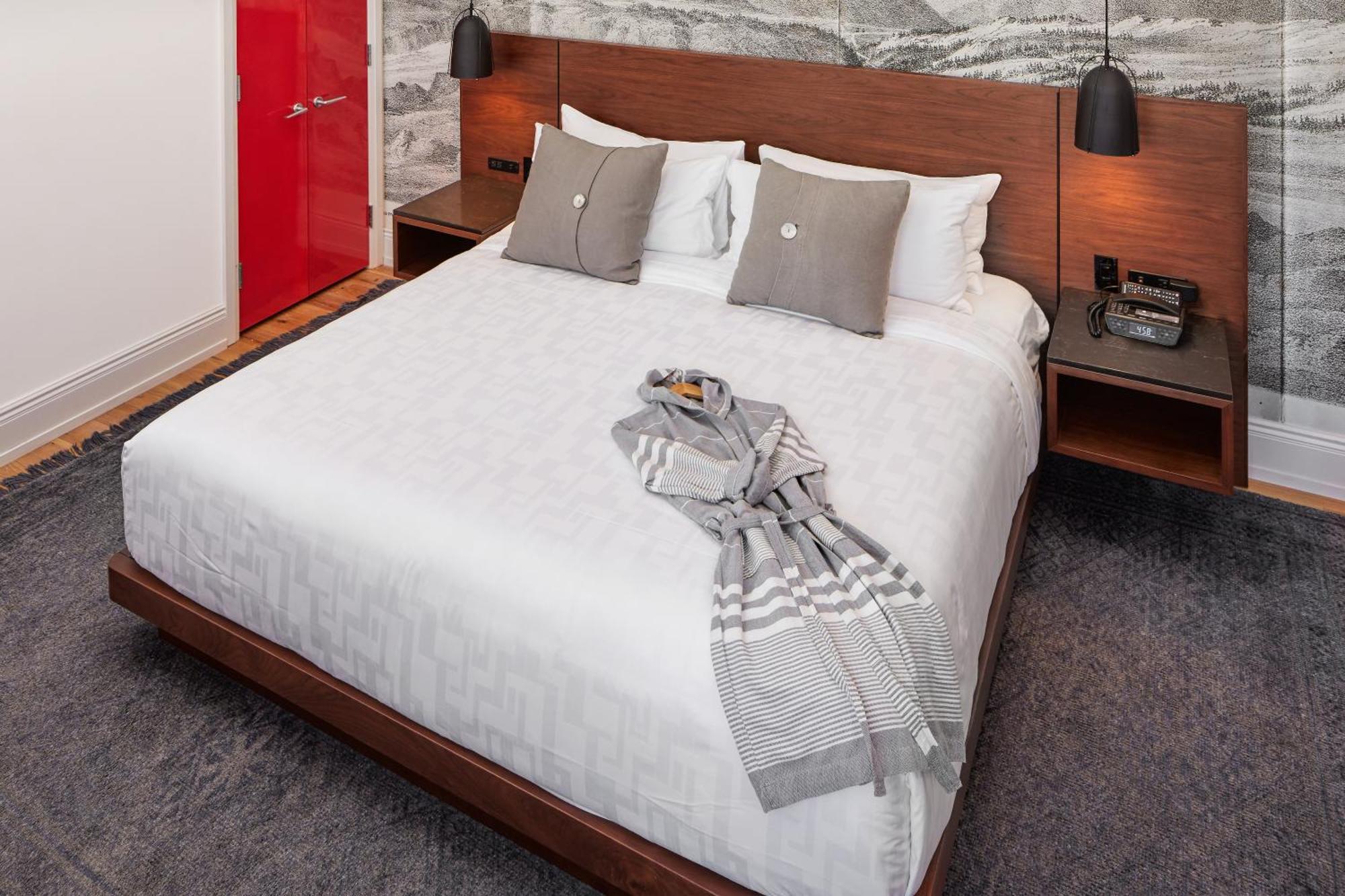Queen Room City View