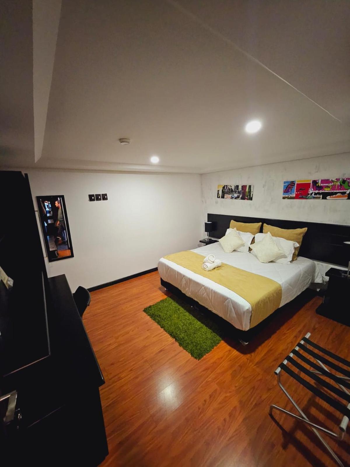 Deluxe Single Room
