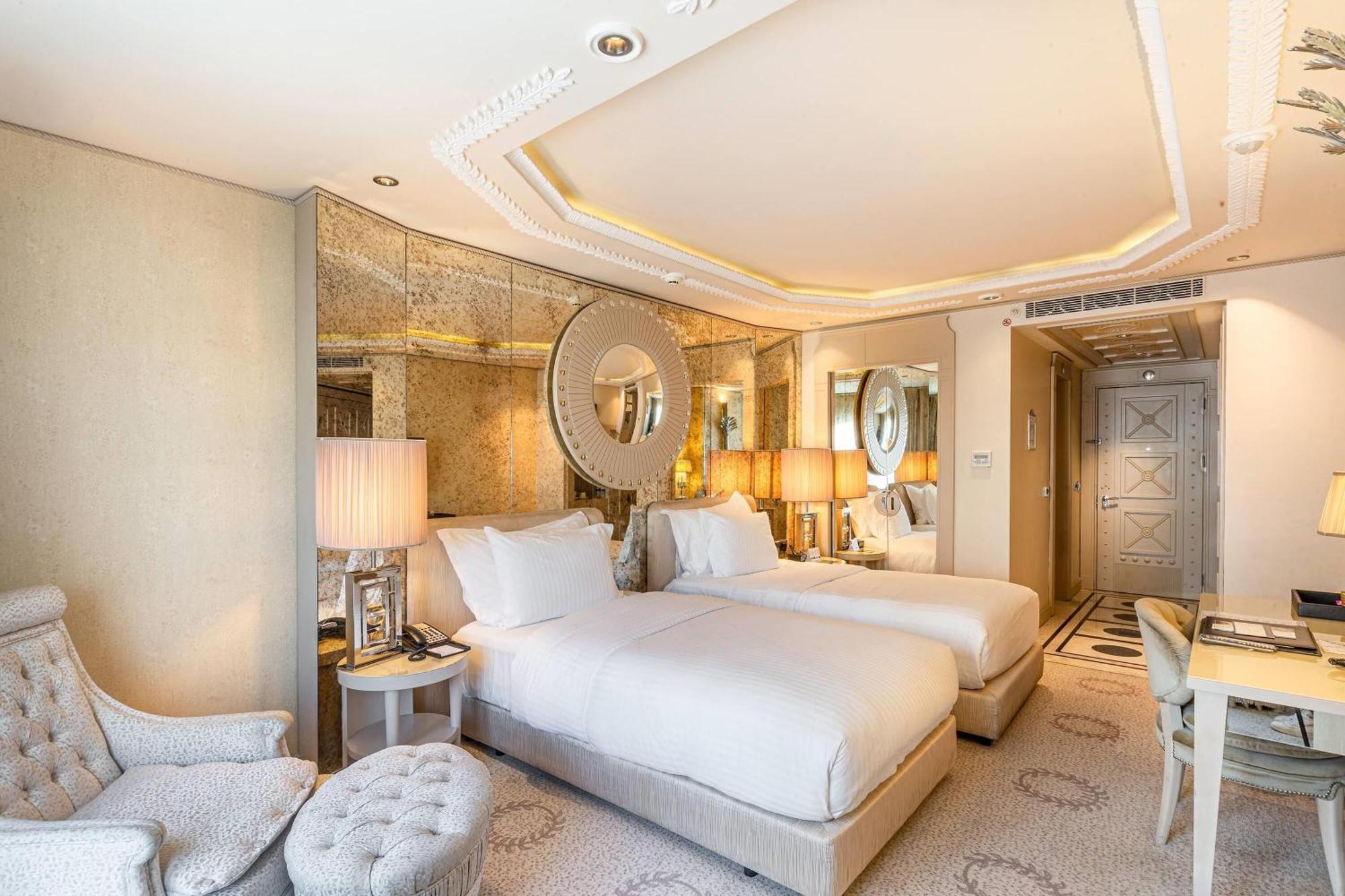 Deluxe Twin Room with City View,1742799621:JPEG