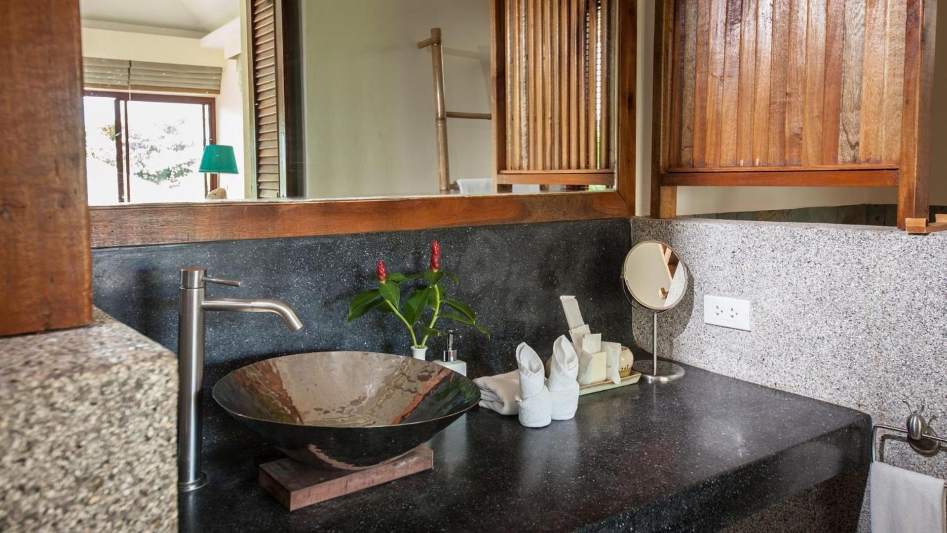 Sea Shell Pool Villa