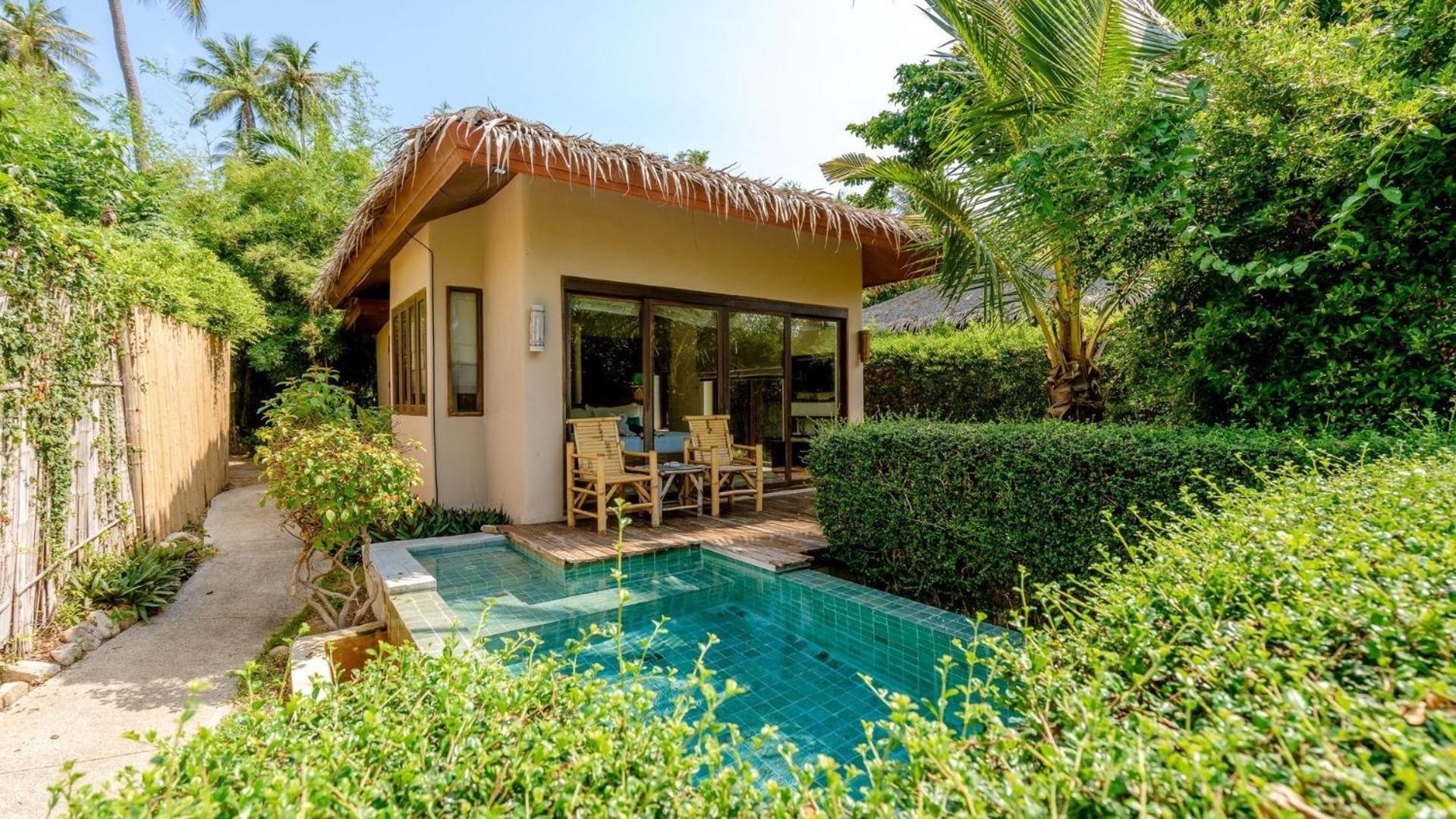 Sea Shore Pool Villa