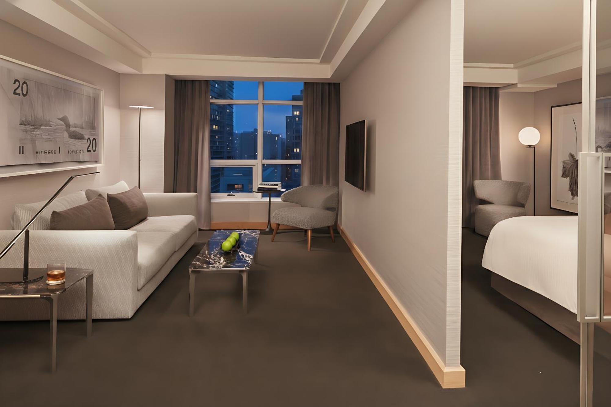 Premier Executive King Suite
