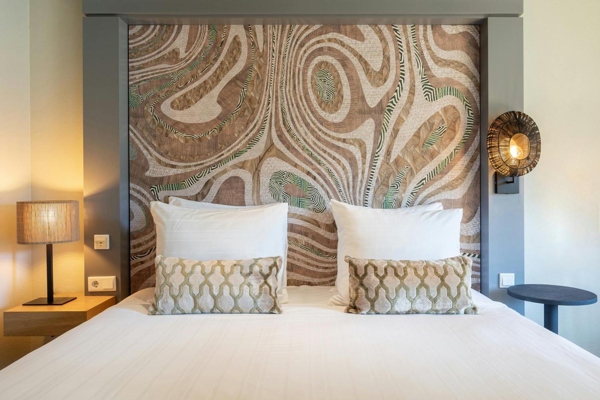 Double Room,1746813029:JPEG