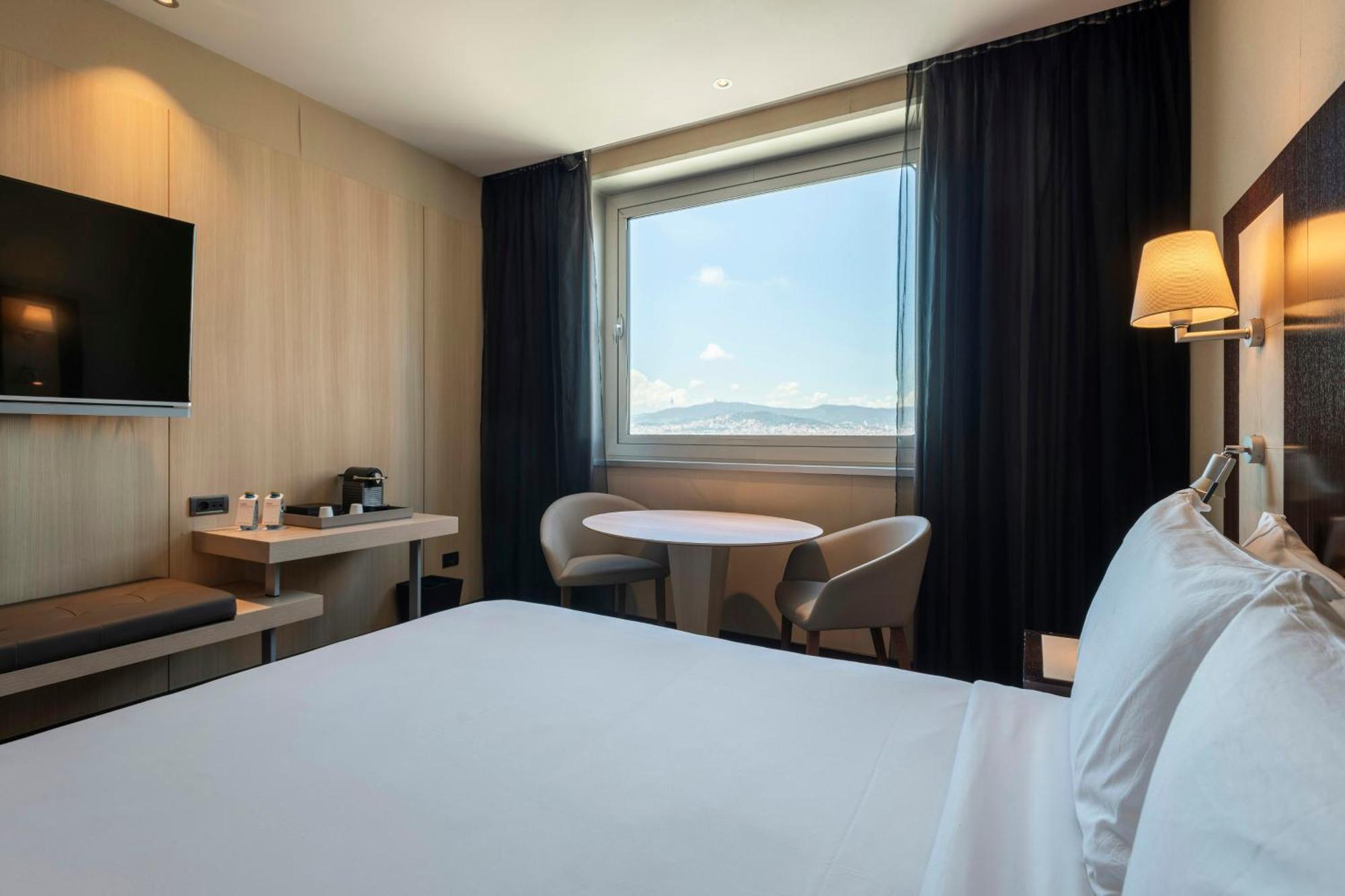 Superior Double or Twin Room City View