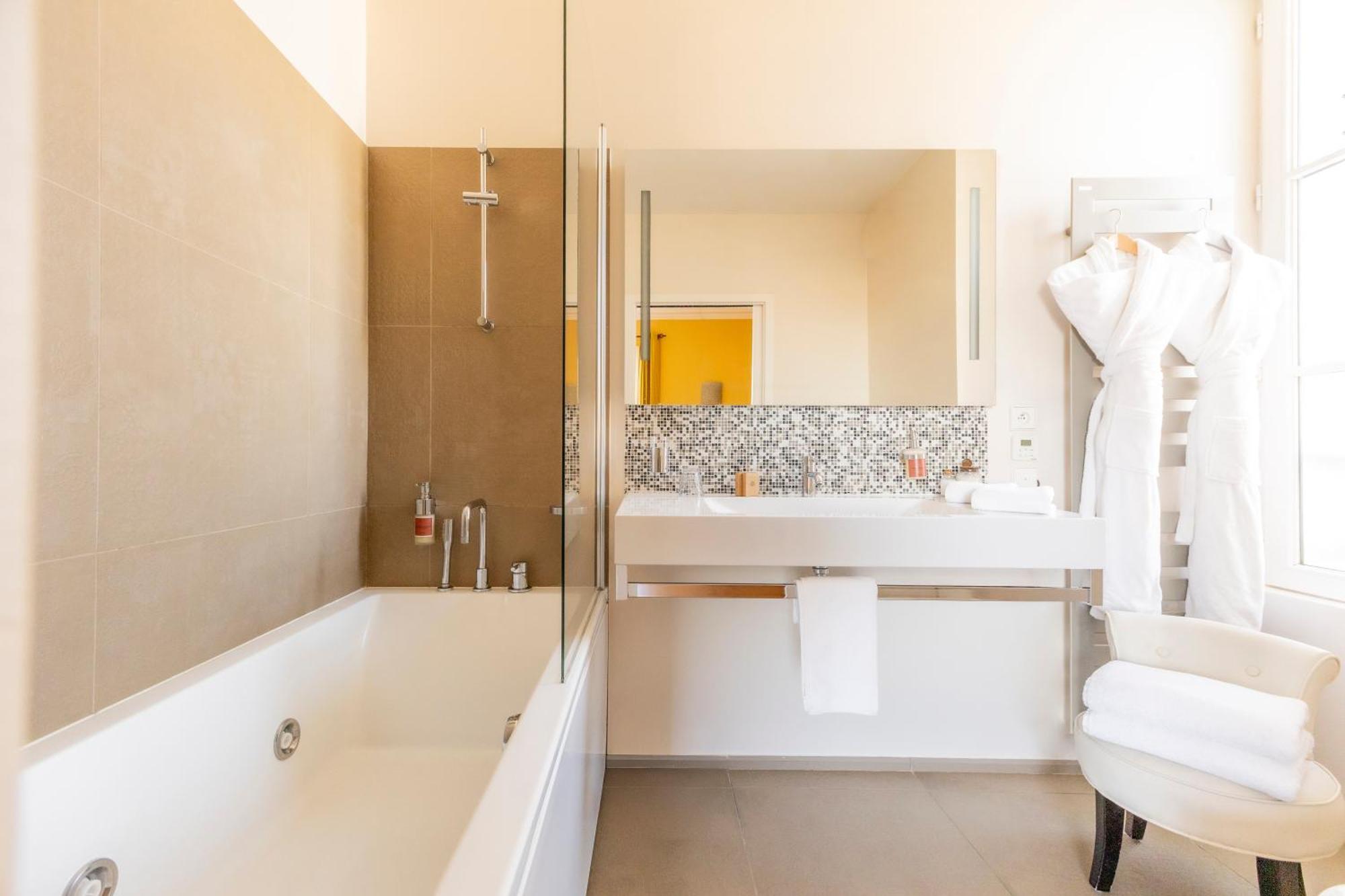 Superior Room "Balneo"