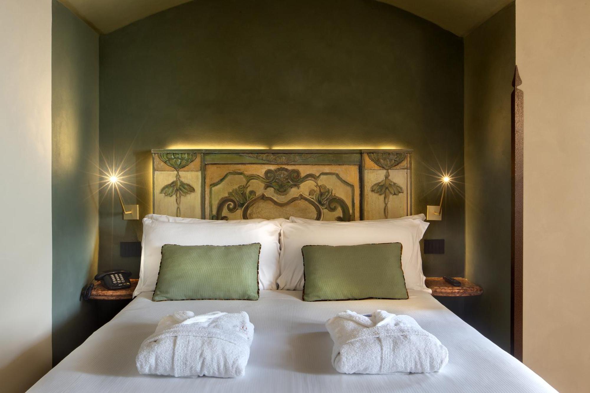 Classic Double or Twin Room Sea View
