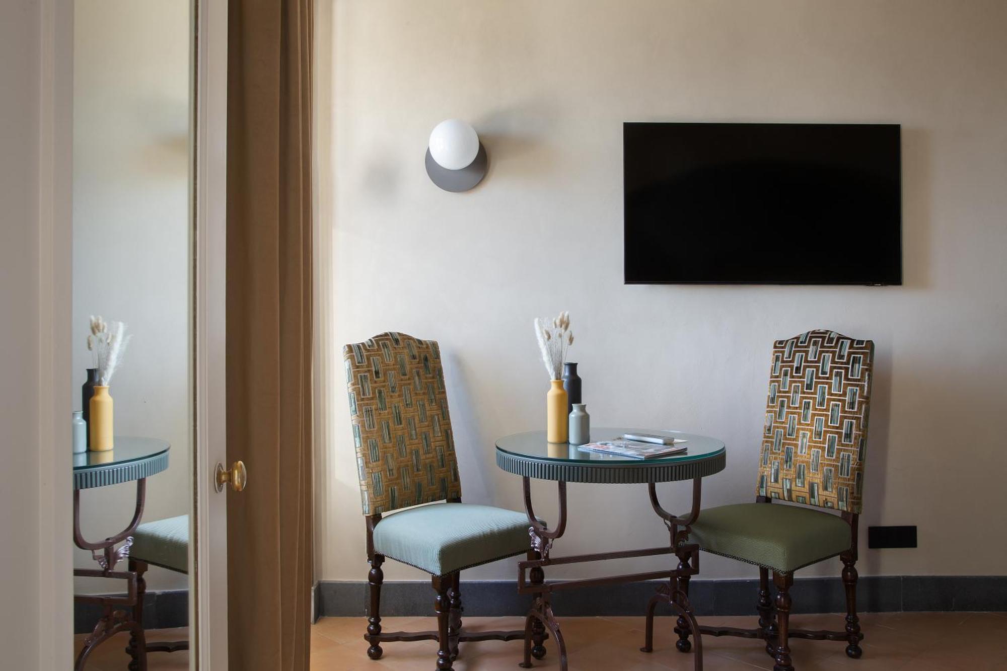 Classic Double or Twin Room Sea View