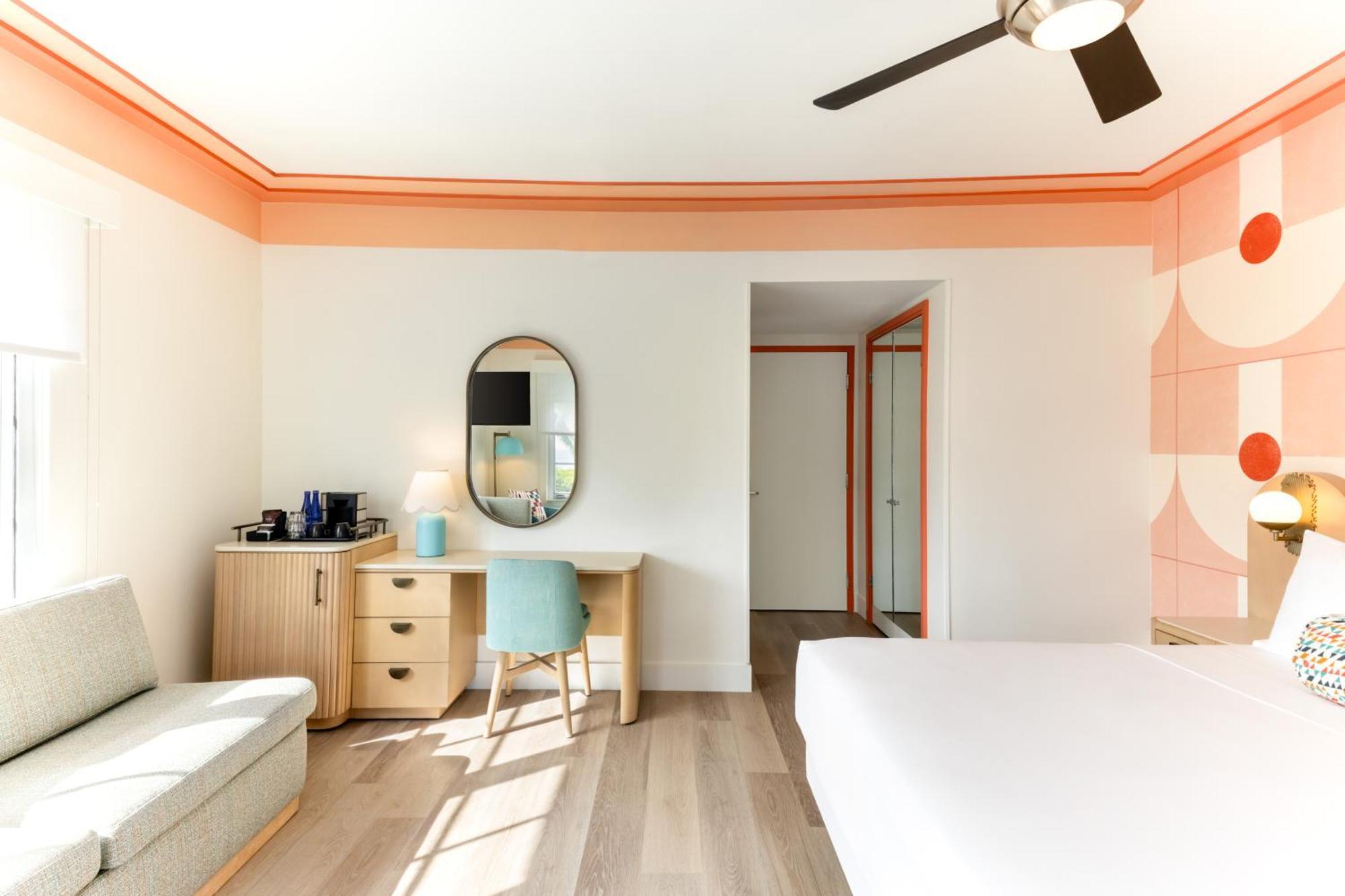 Waldorf Towers Suite