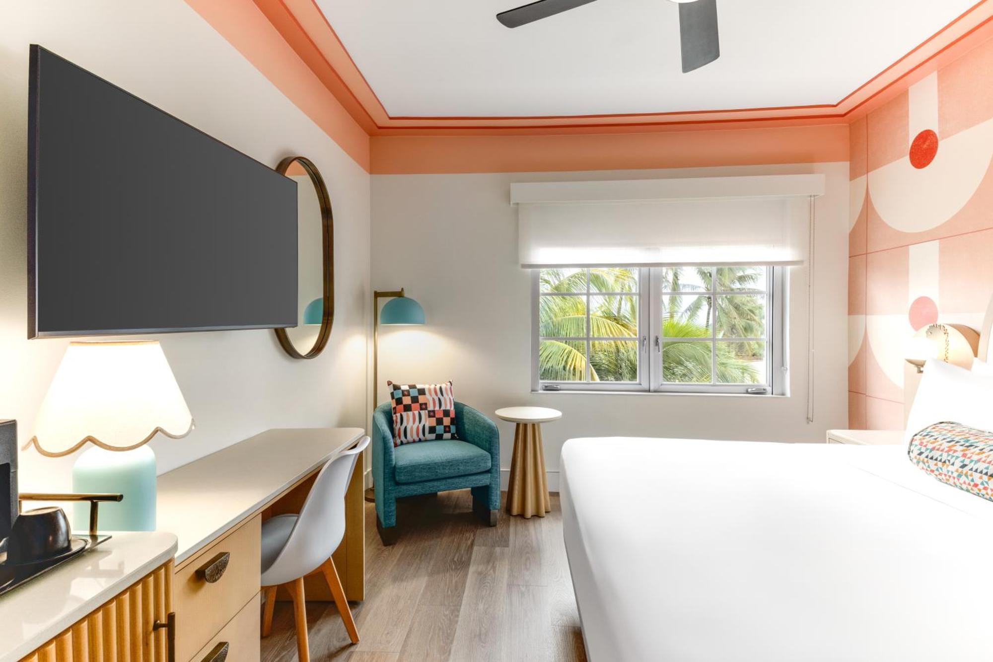 Deluxe King Room Ocean View