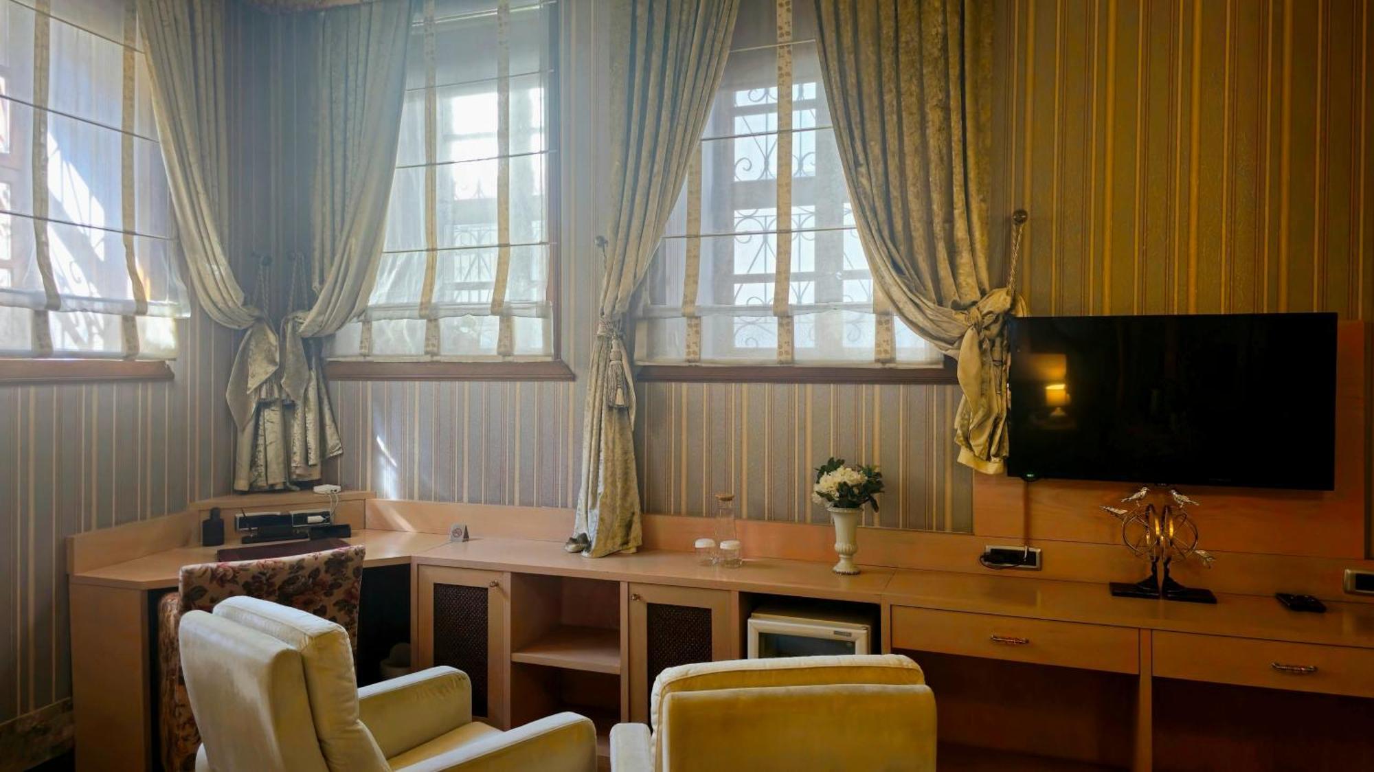 Harem Suite