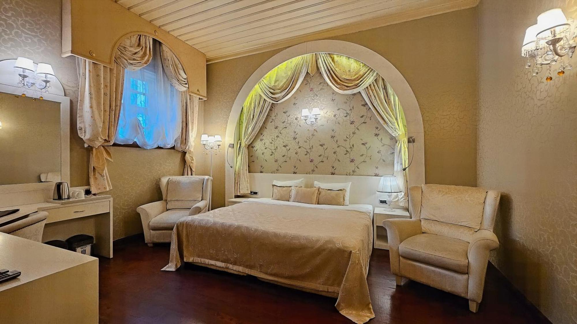 Sultan Suite