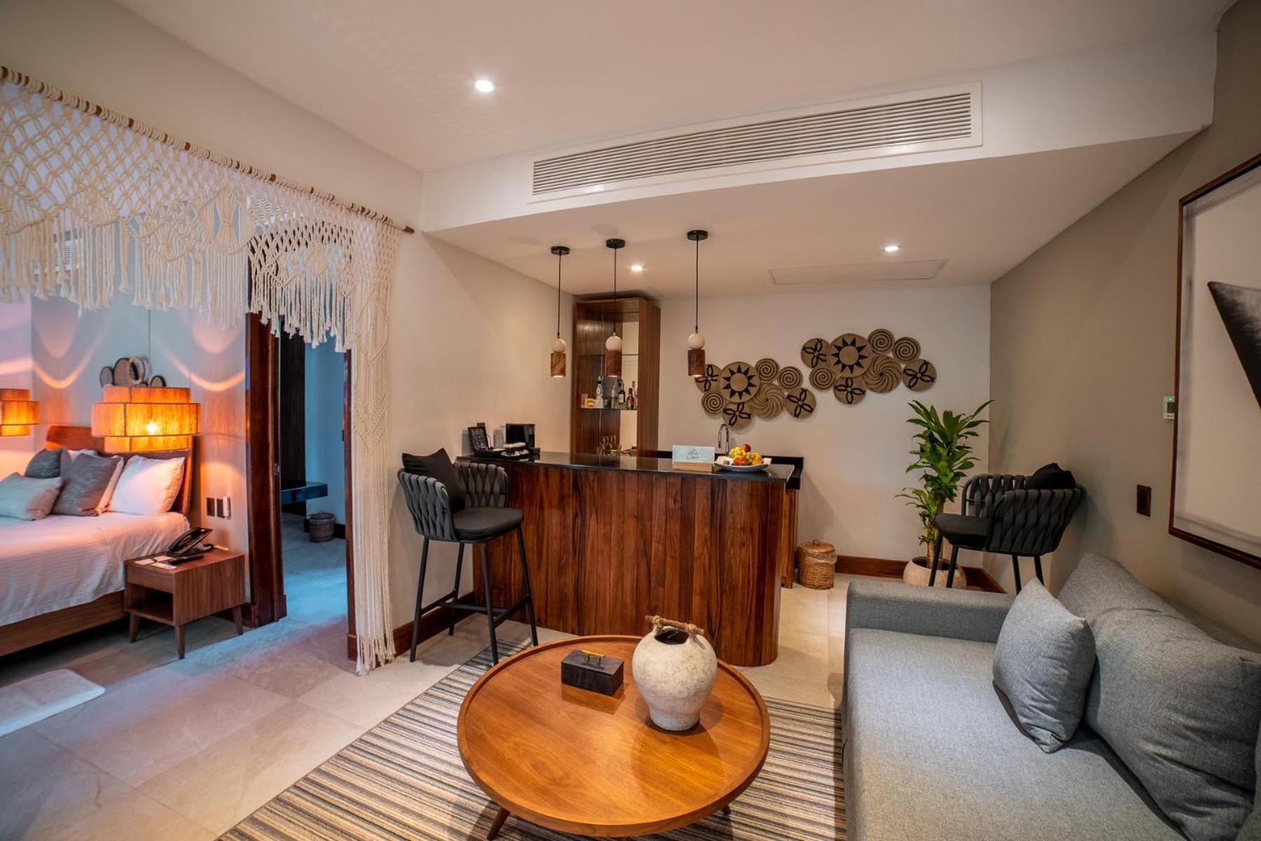 Superior King Room