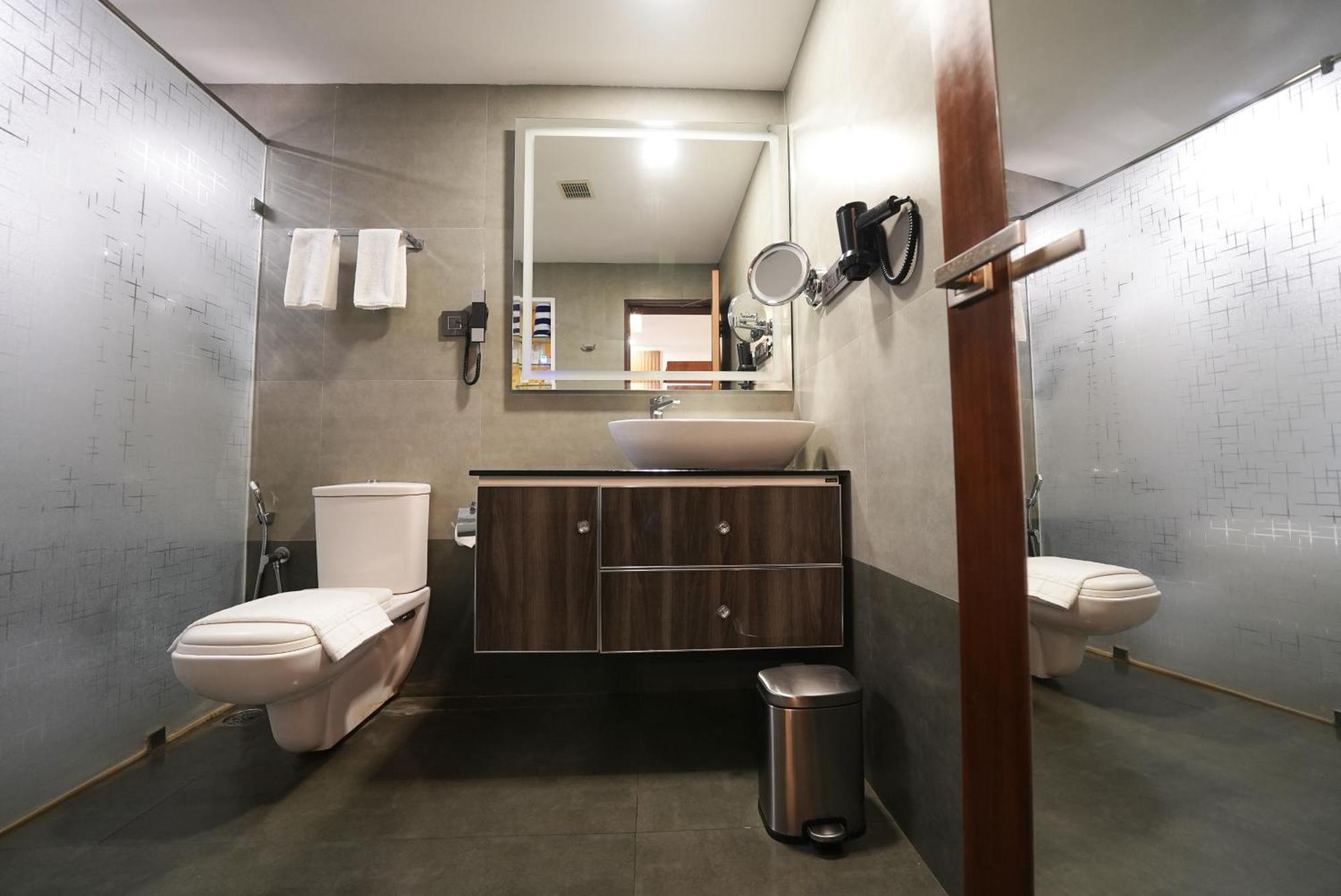 Superior King Room