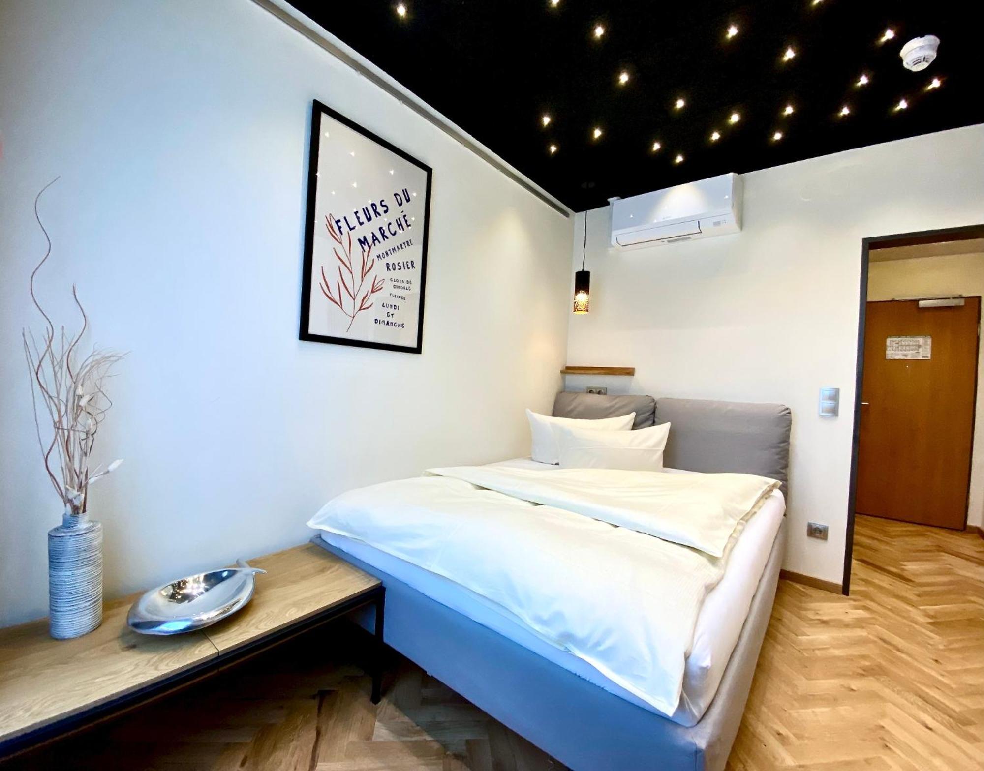 Comfort Single Room