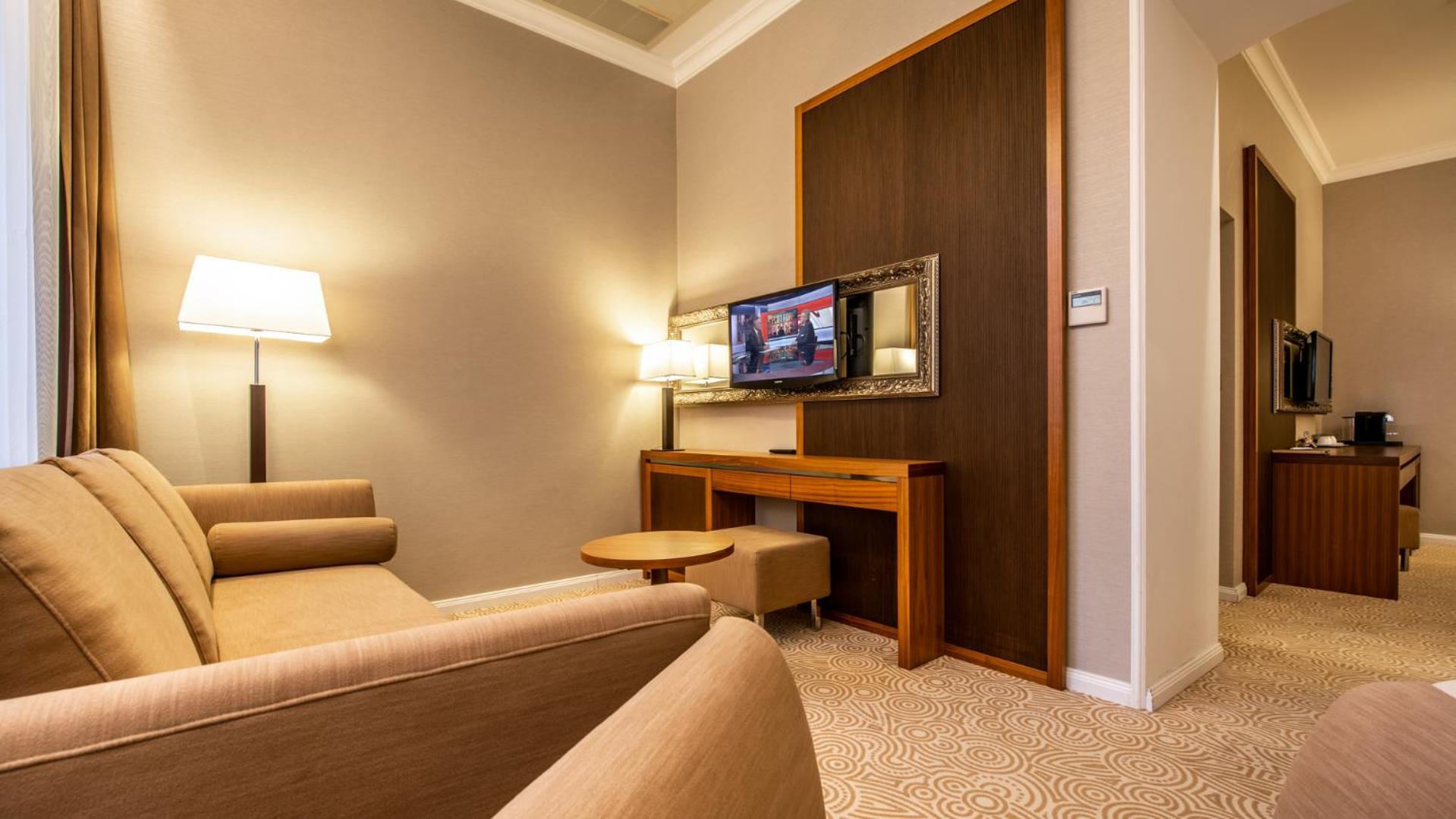 Junior Suite Mini,1746892873:JPEG