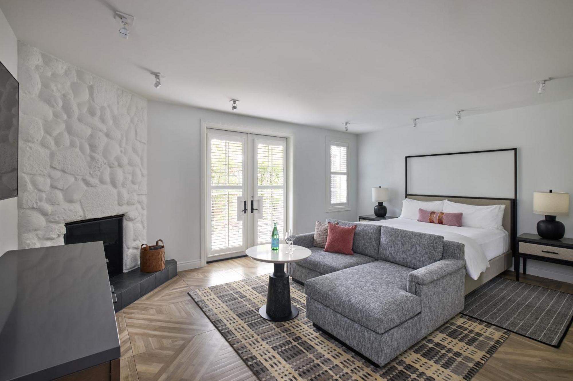 Premium King Room