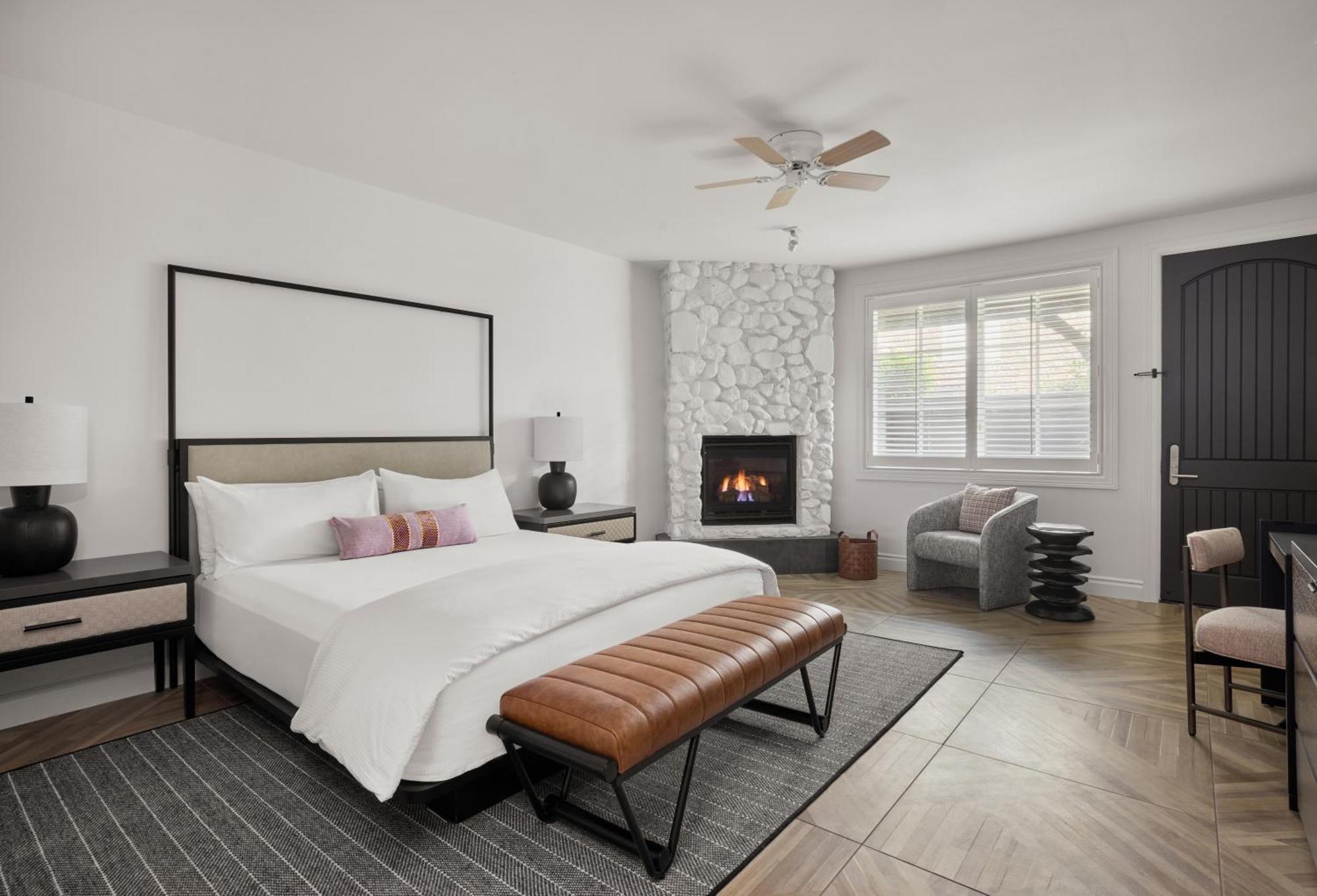Newly Renovated King Room Disability Access