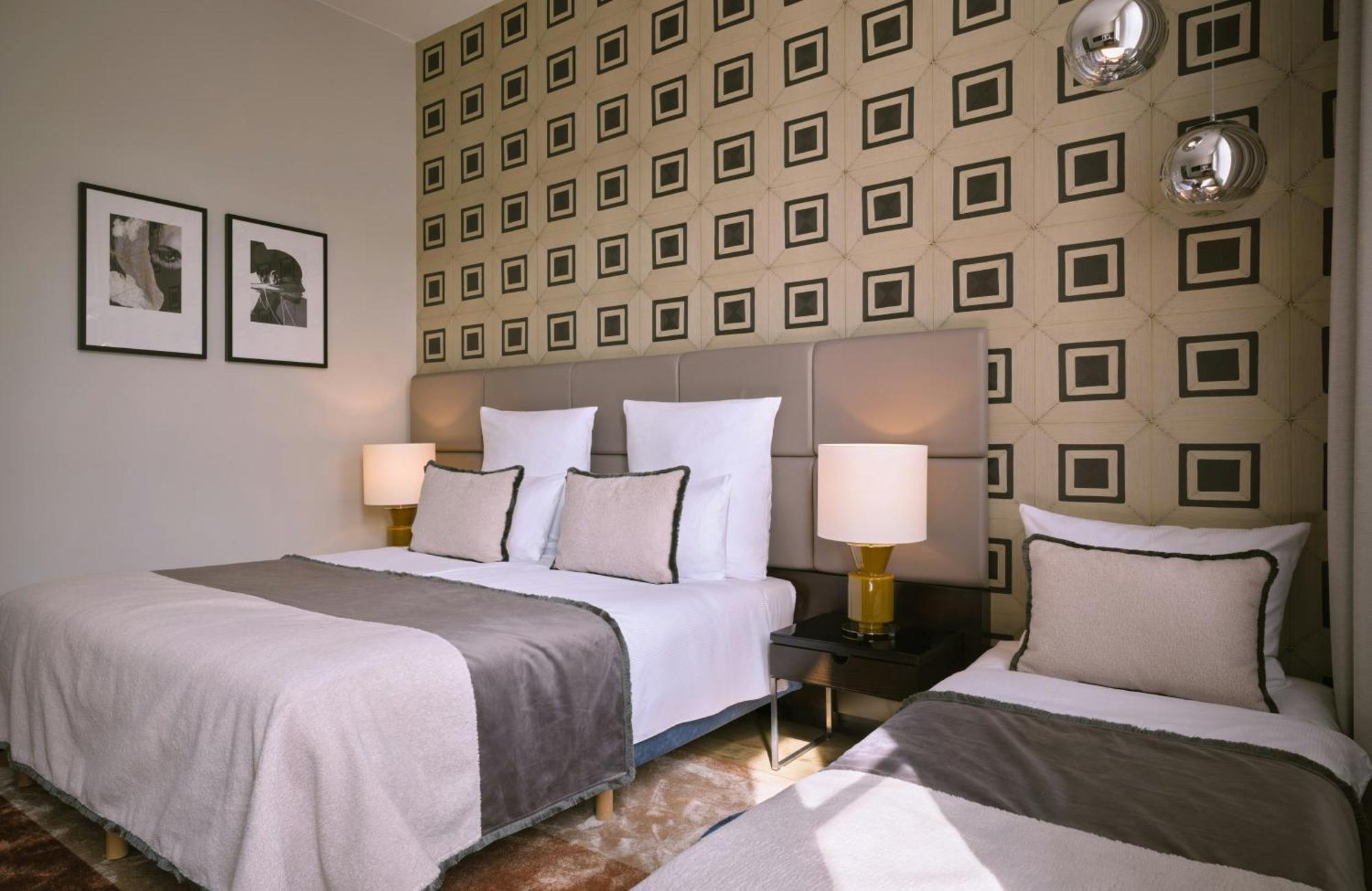 Supreme Triple Room