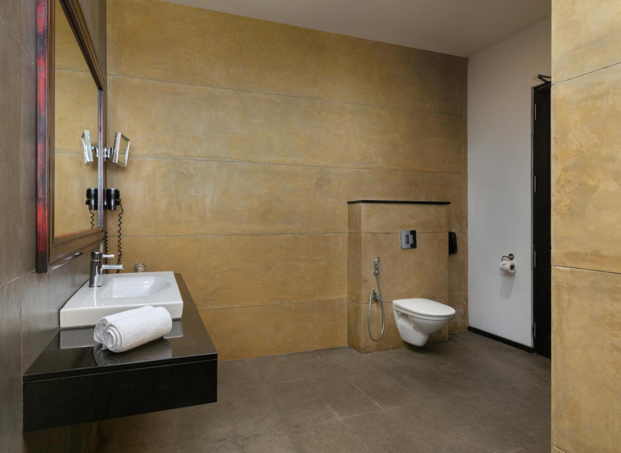 Deluxe Double Room at Thambapanni restaurant