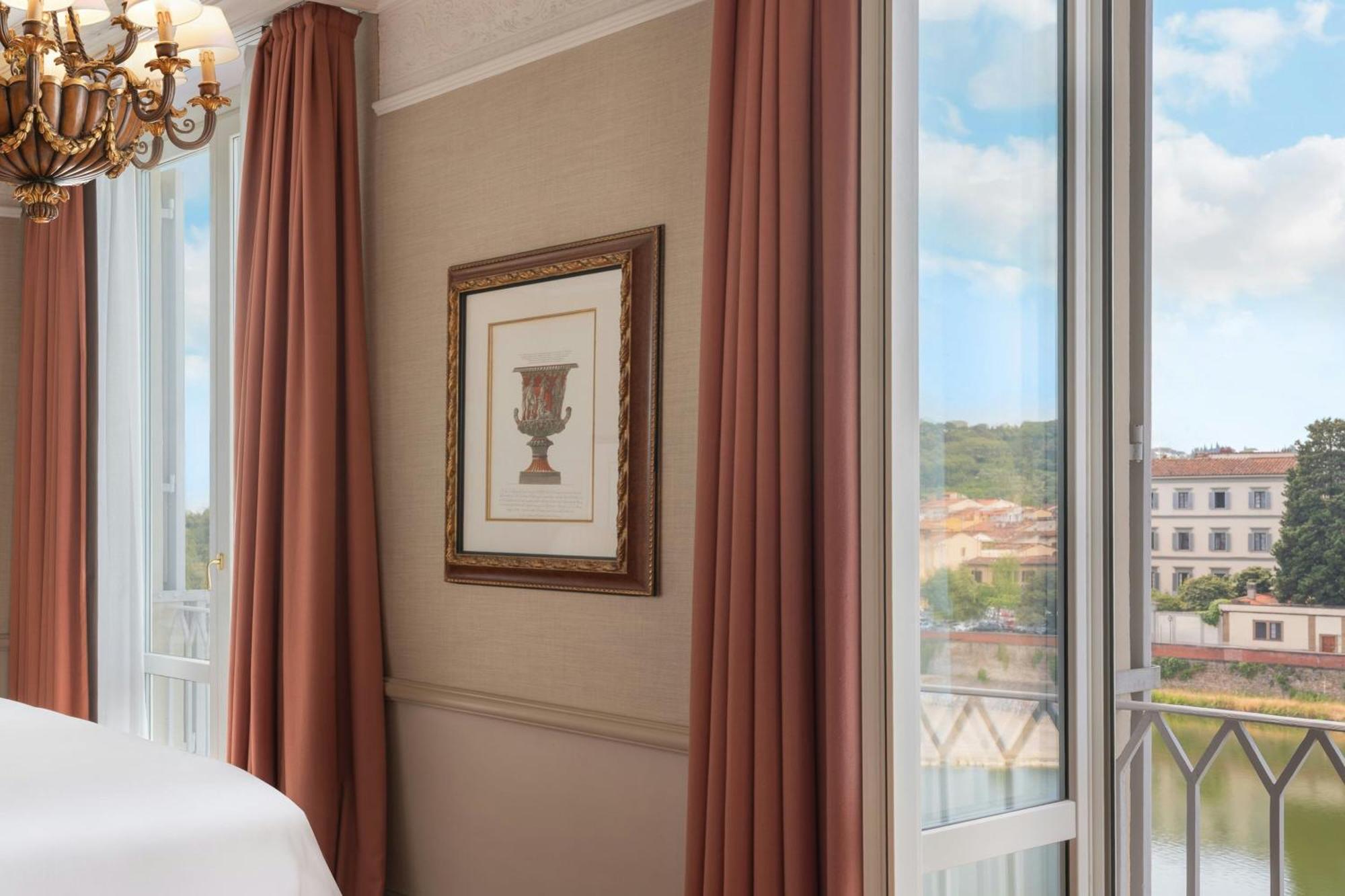 Deluxe King Room River View
