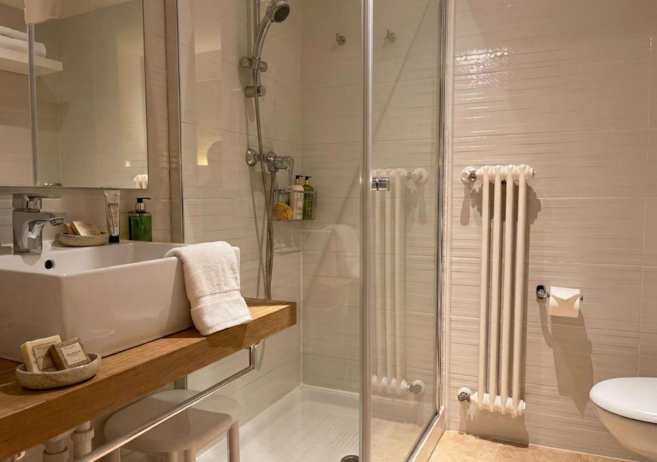 Double Room Lake View
