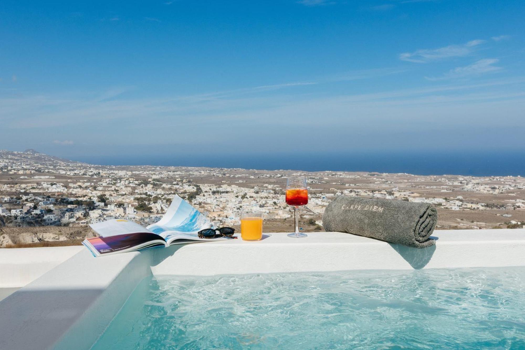 Junior Suite with Jetted Tub and Panoramic View