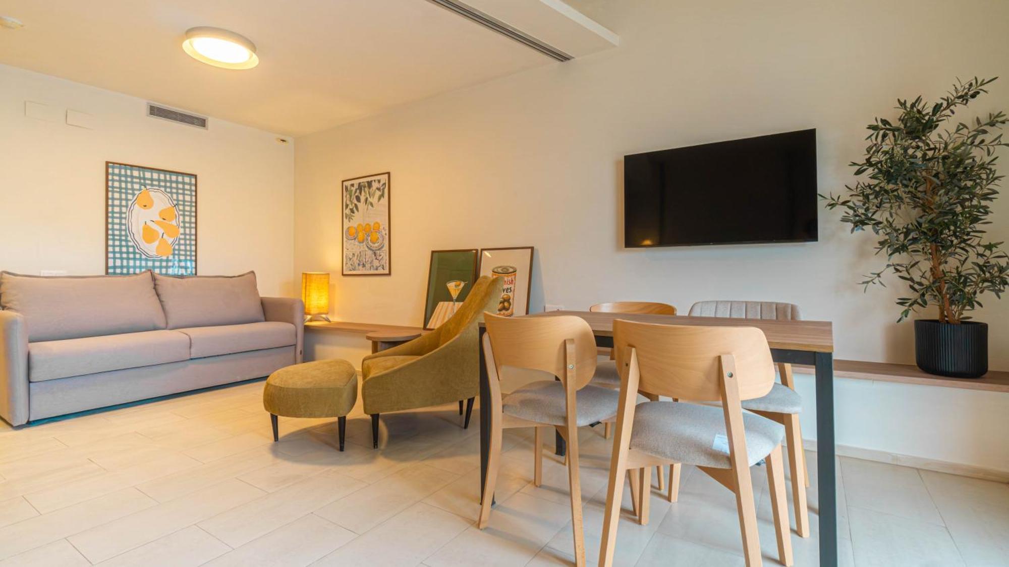 Apartment (2 Adults),1756524287:JPEG