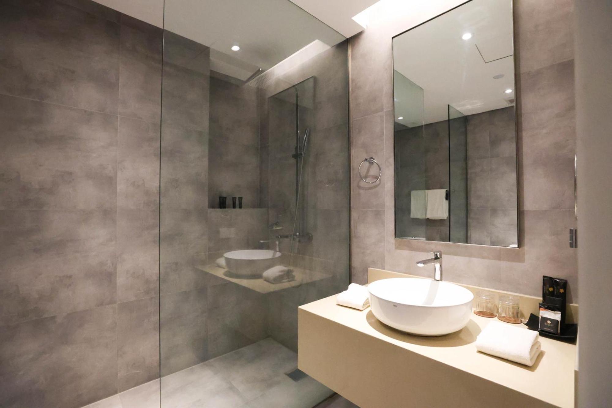 Deluxe Queen Room,1756528073:JPEG